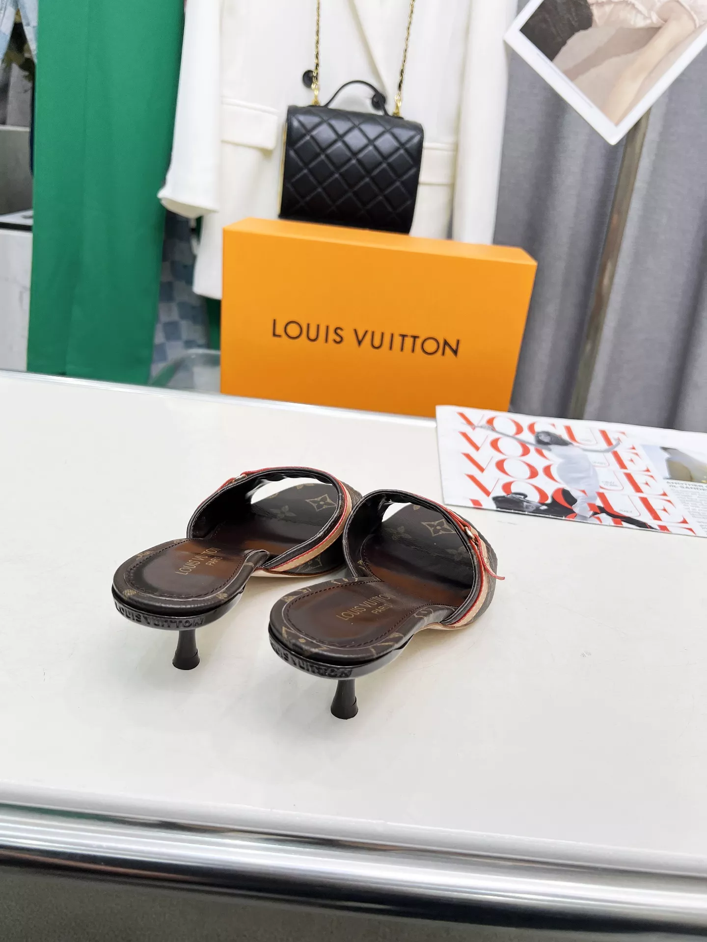 Louis Vuitton Slippers For Women Affordable 5372