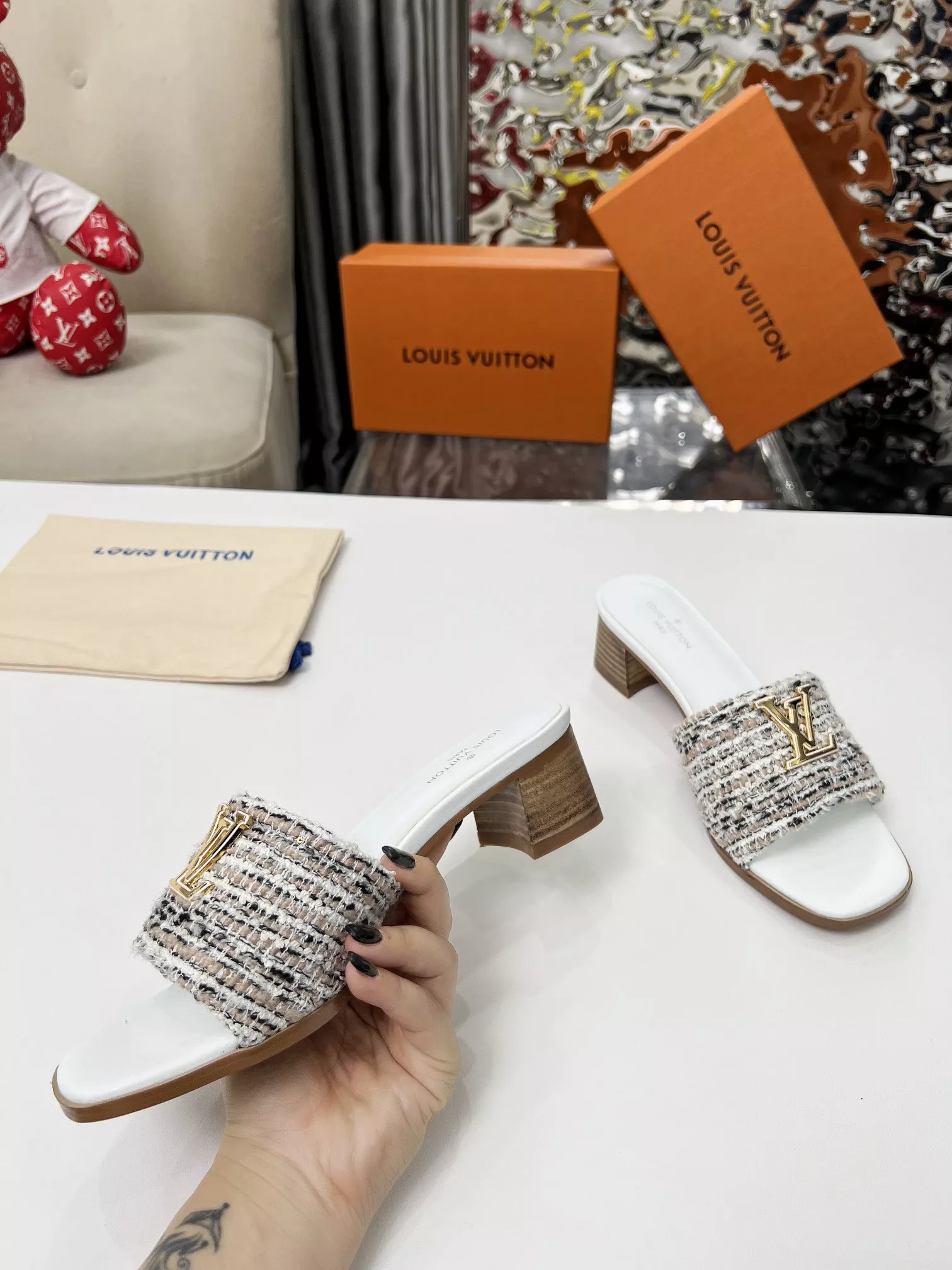 Louis Vuitton Slippers For Women AllSeason 3954