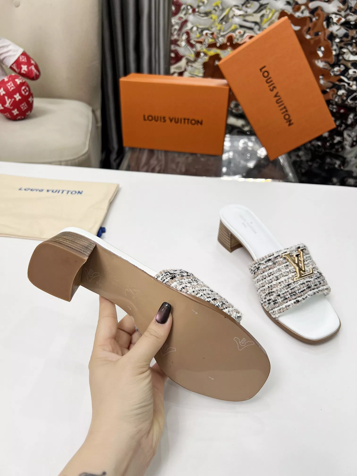 Louis Vuitton Slippers For Women AllSeason 3954