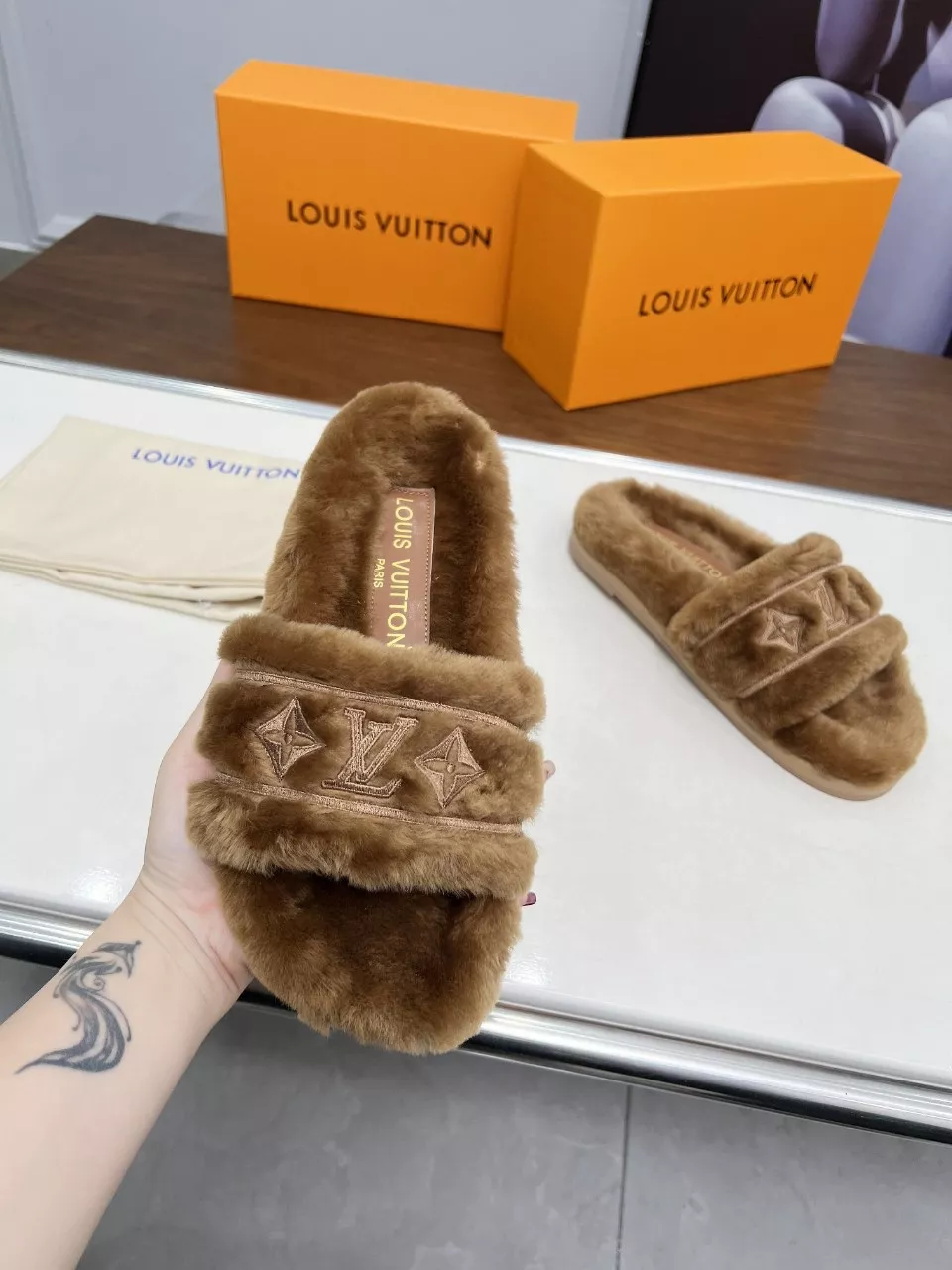 Louis Vuitton Slippers For Women Bold 6860