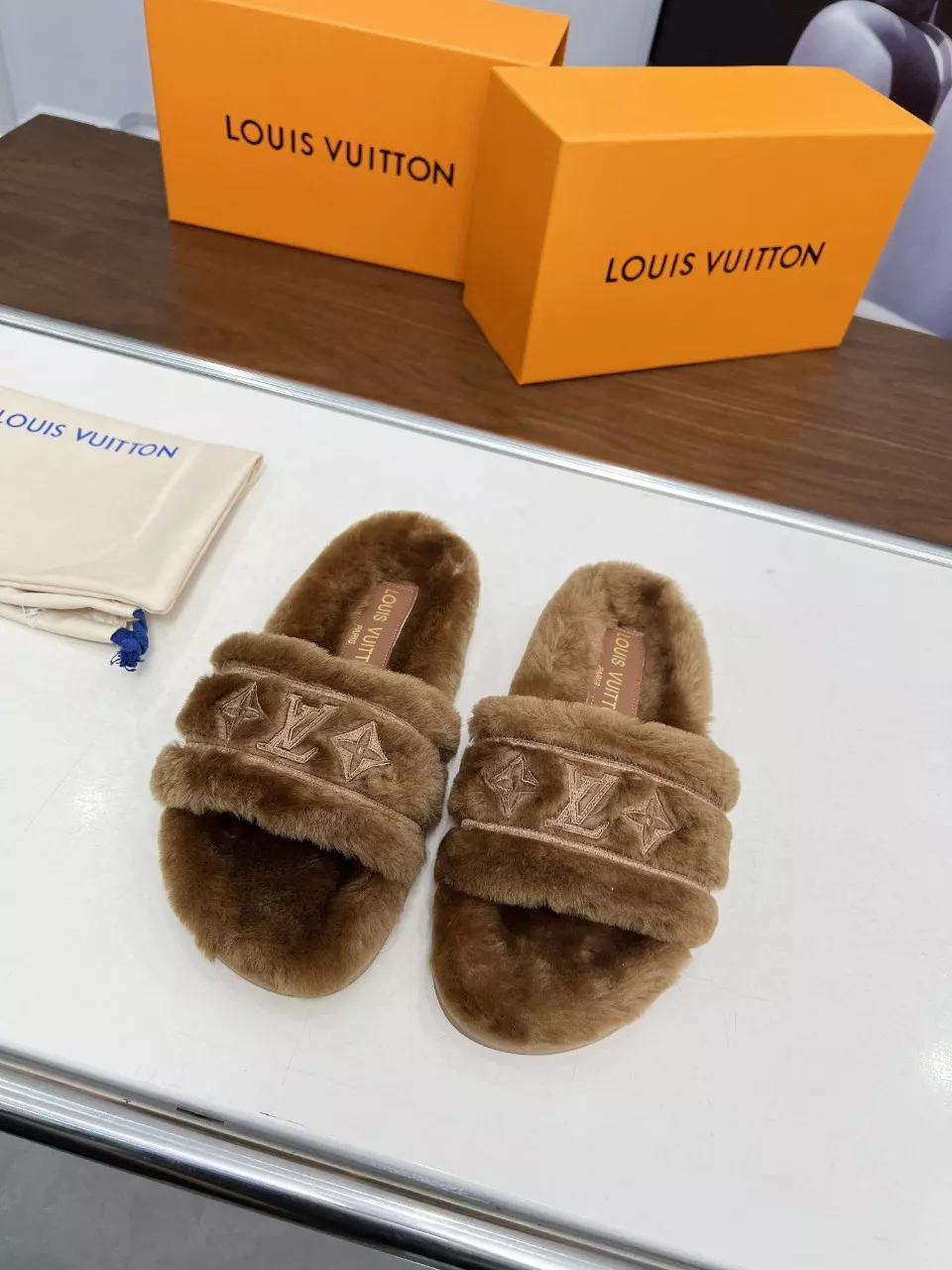 Louis Vuitton Slippers For Women Bold 6860