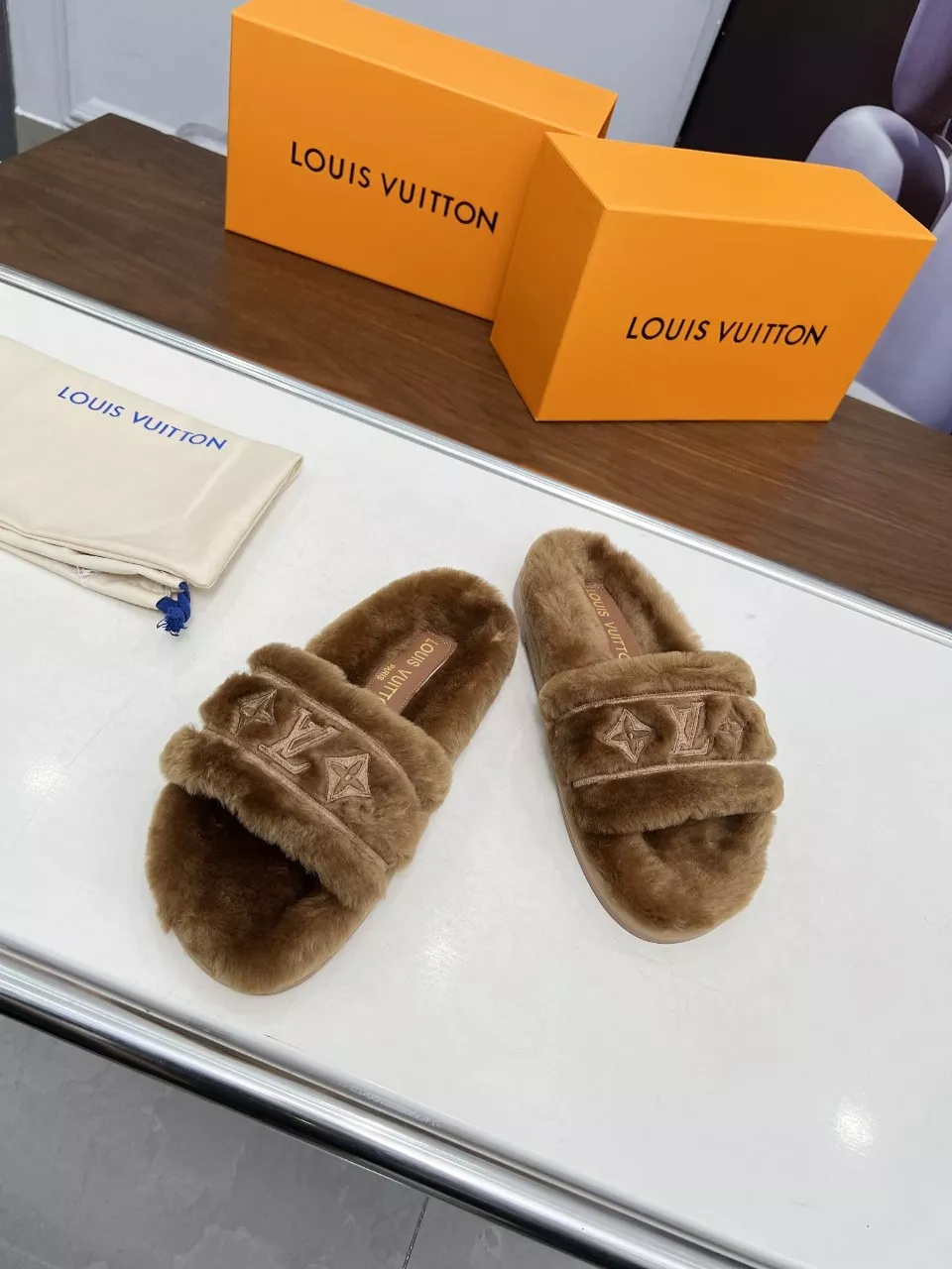Louis Vuitton Slippers For Women Bold 6860