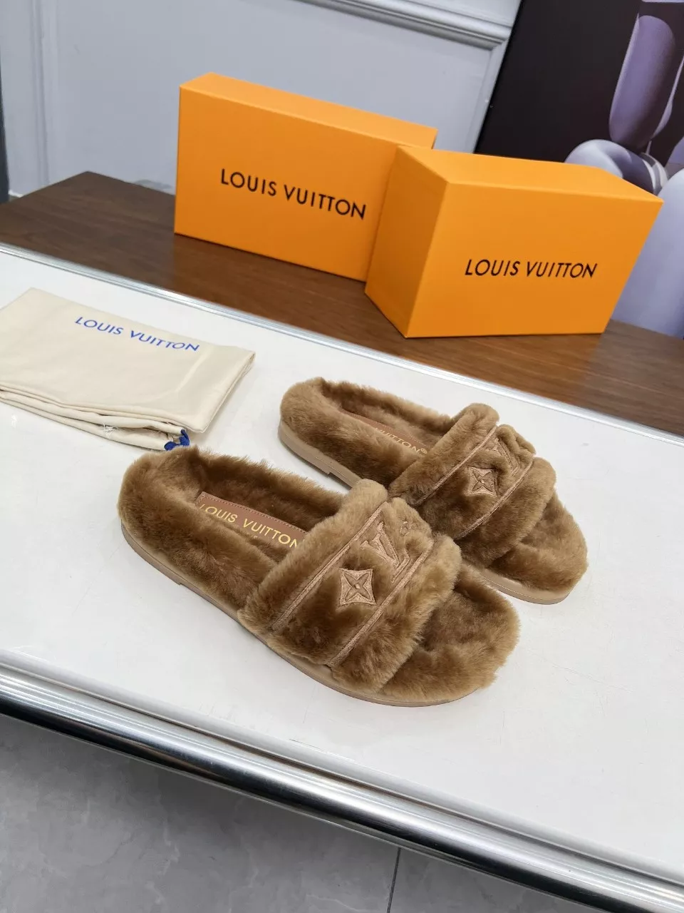 Louis Vuitton Slippers For Women Bold 6860