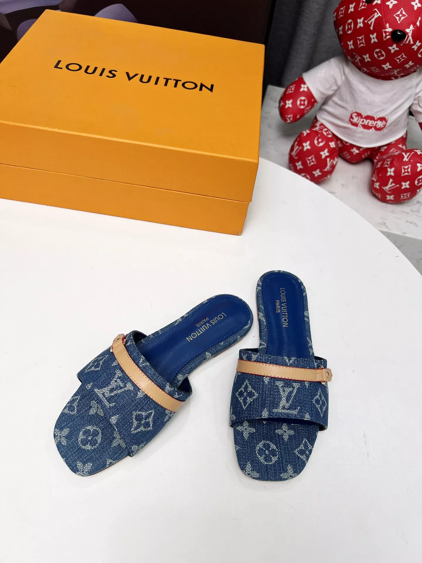 Louis Vuitton Slippers For Women Breathable 917