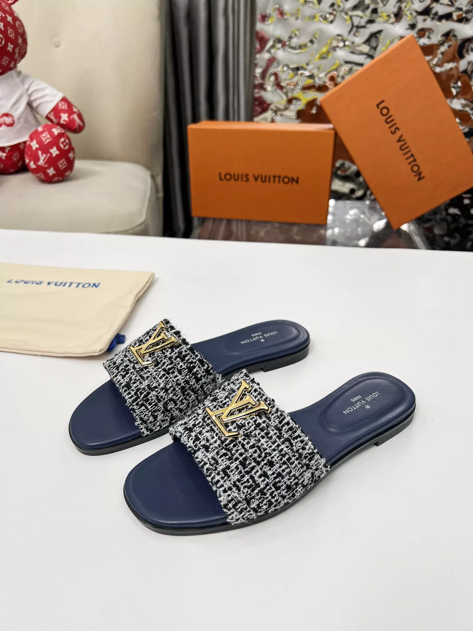 Louis Vuitton Slippers For Women Bright 3506