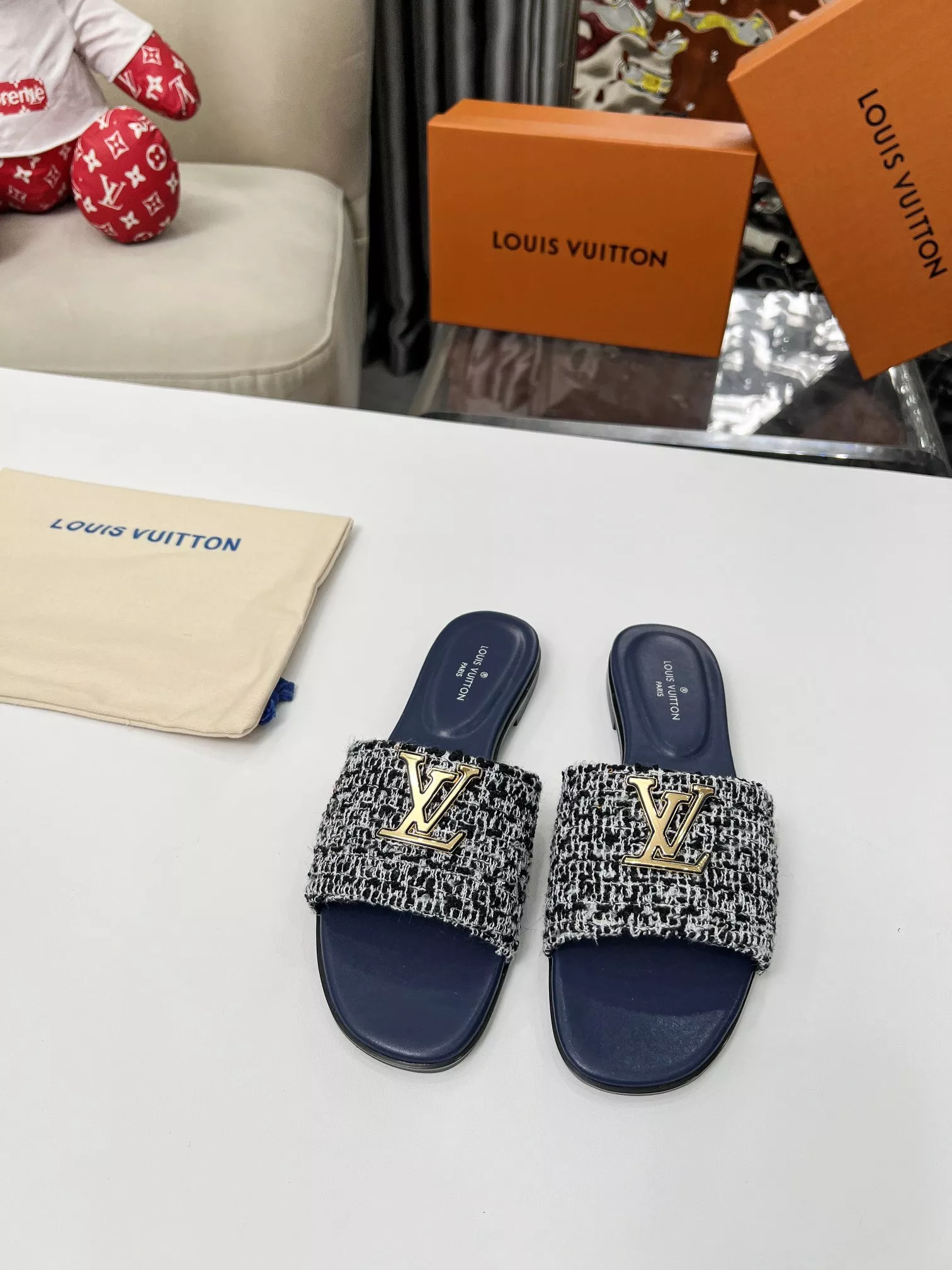 Louis Vuitton Slippers For Women Bright 3506