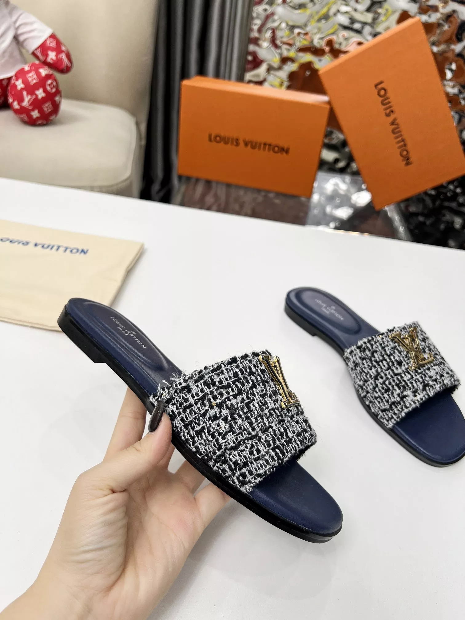 Louis Vuitton Slippers For Women Bright 3506
