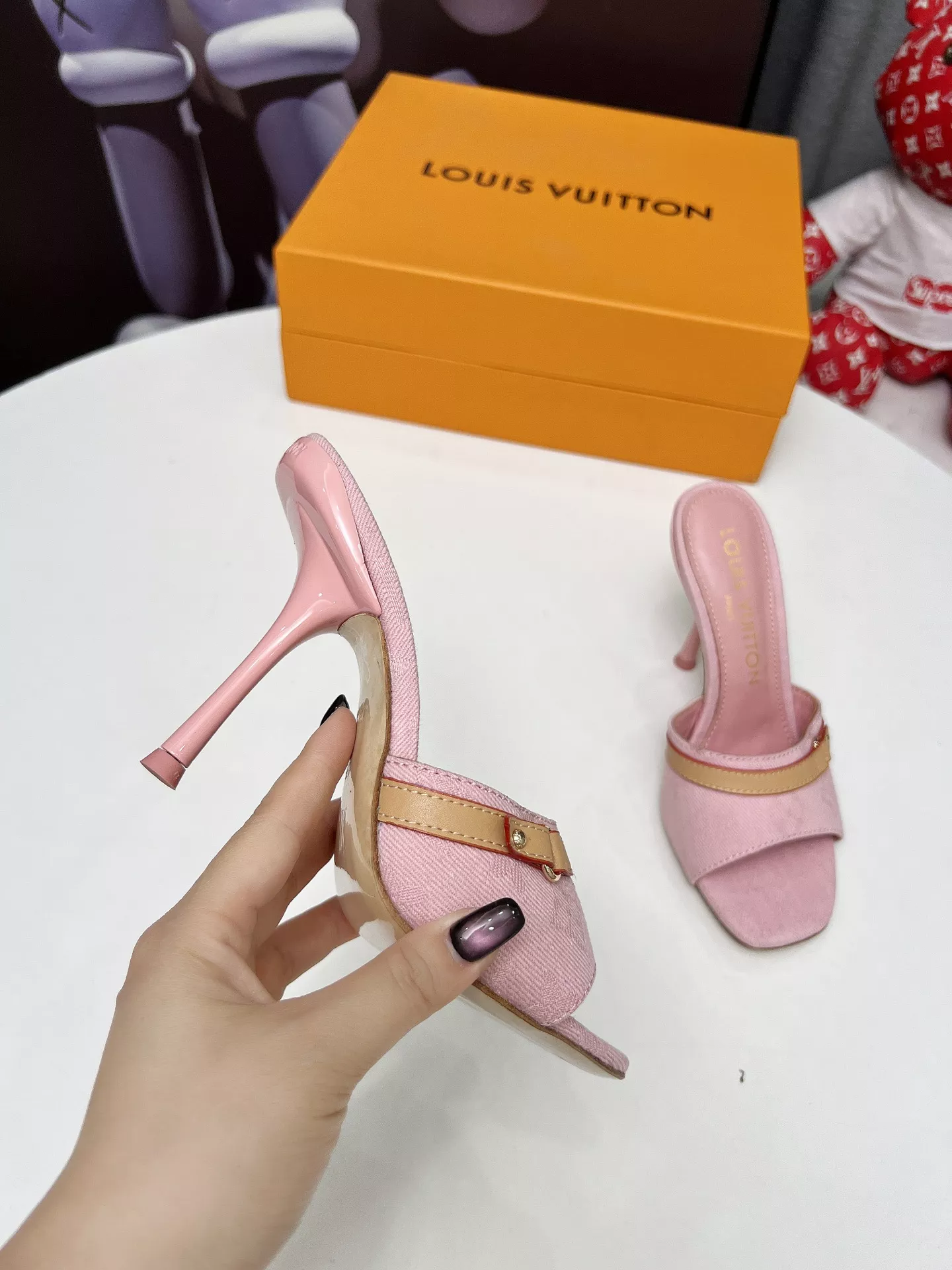 Louis Vuitton Slippers For Women Comfortable 281