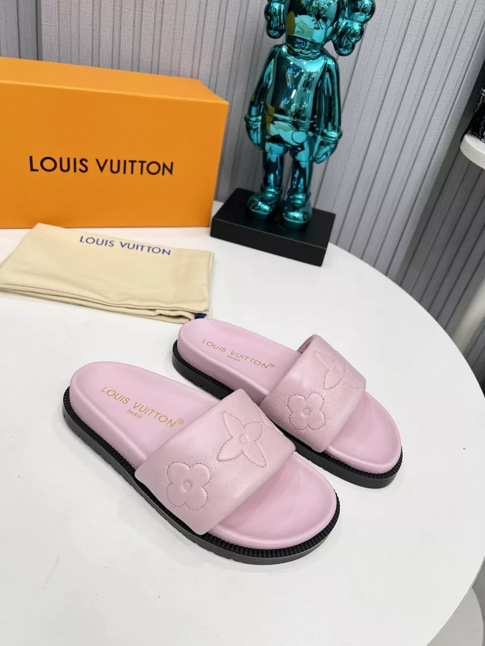Louis Vuitton Slippers For Women Comfortable 4852