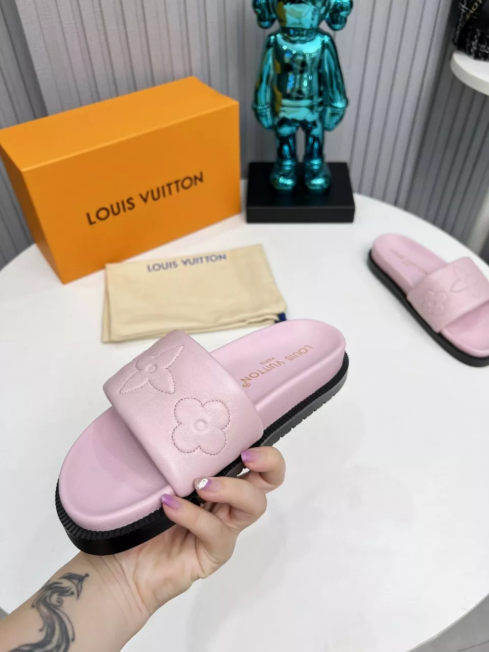 Louis Vuitton Slippers For Women Comfortable 4852