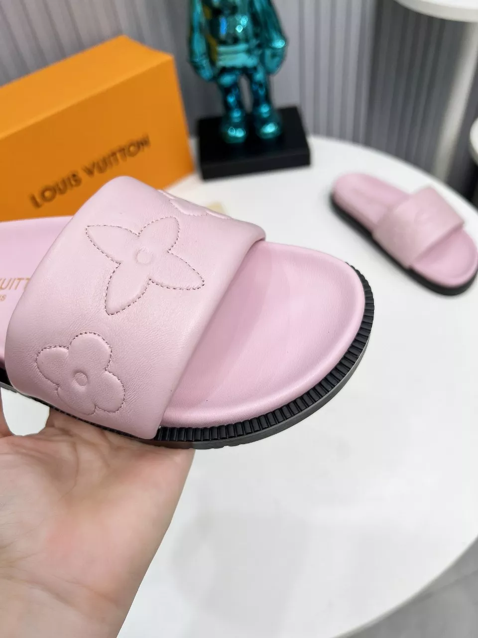 Louis Vuitton Slippers For Women Comfortable 4852