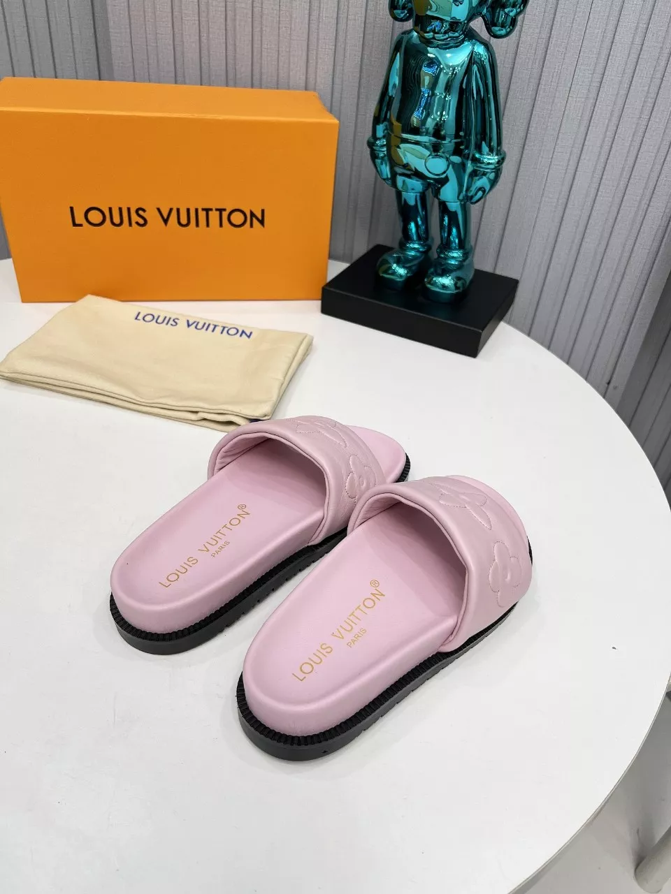 Louis Vuitton Slippers For Women Comfortable 4852