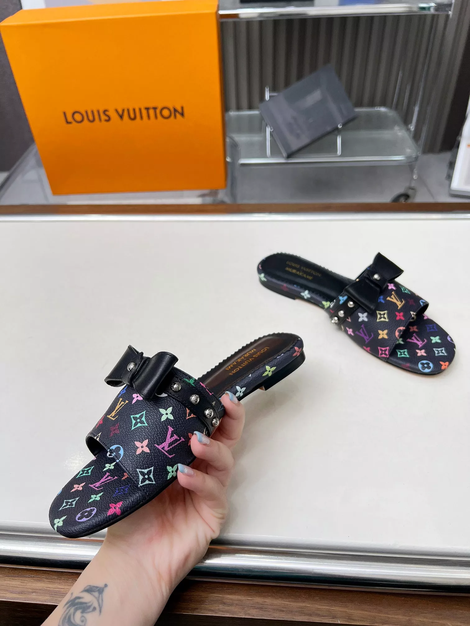 Louis Vuitton Slippers For Women Comfortable 4933