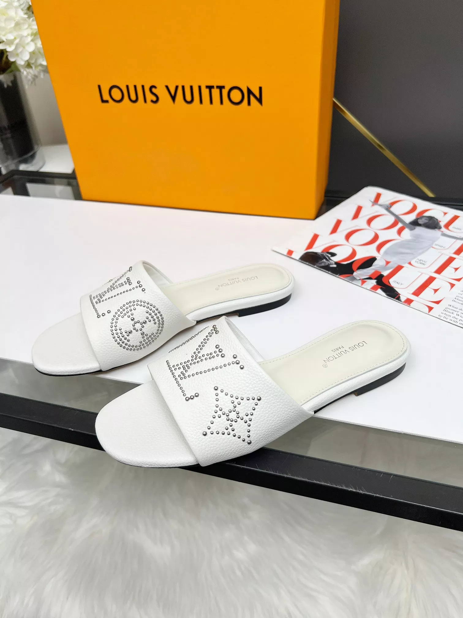 Louis Vuitton Slippers For Women DailyWear 2996