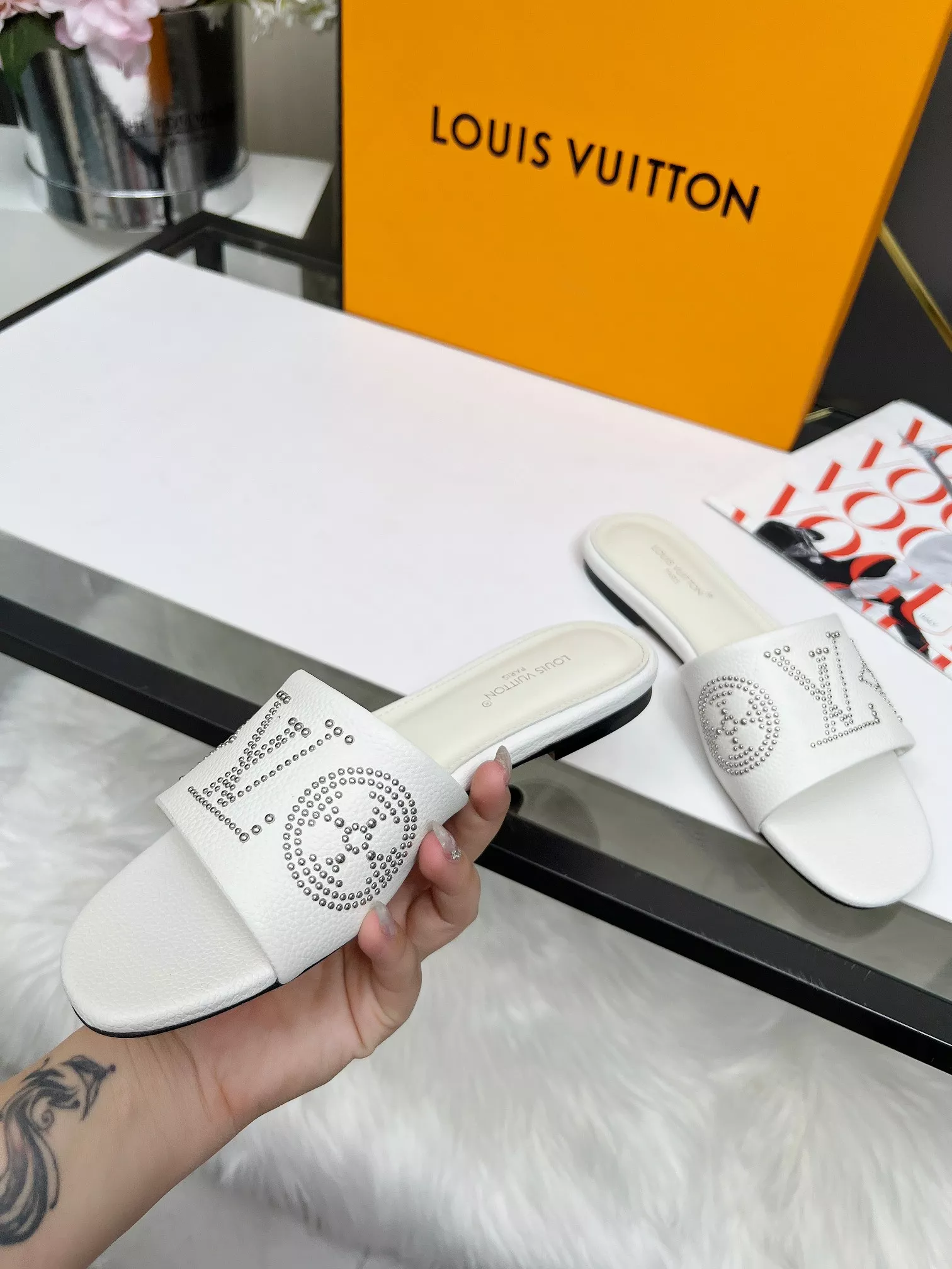 Louis Vuitton Slippers For Women DailyWear 2996