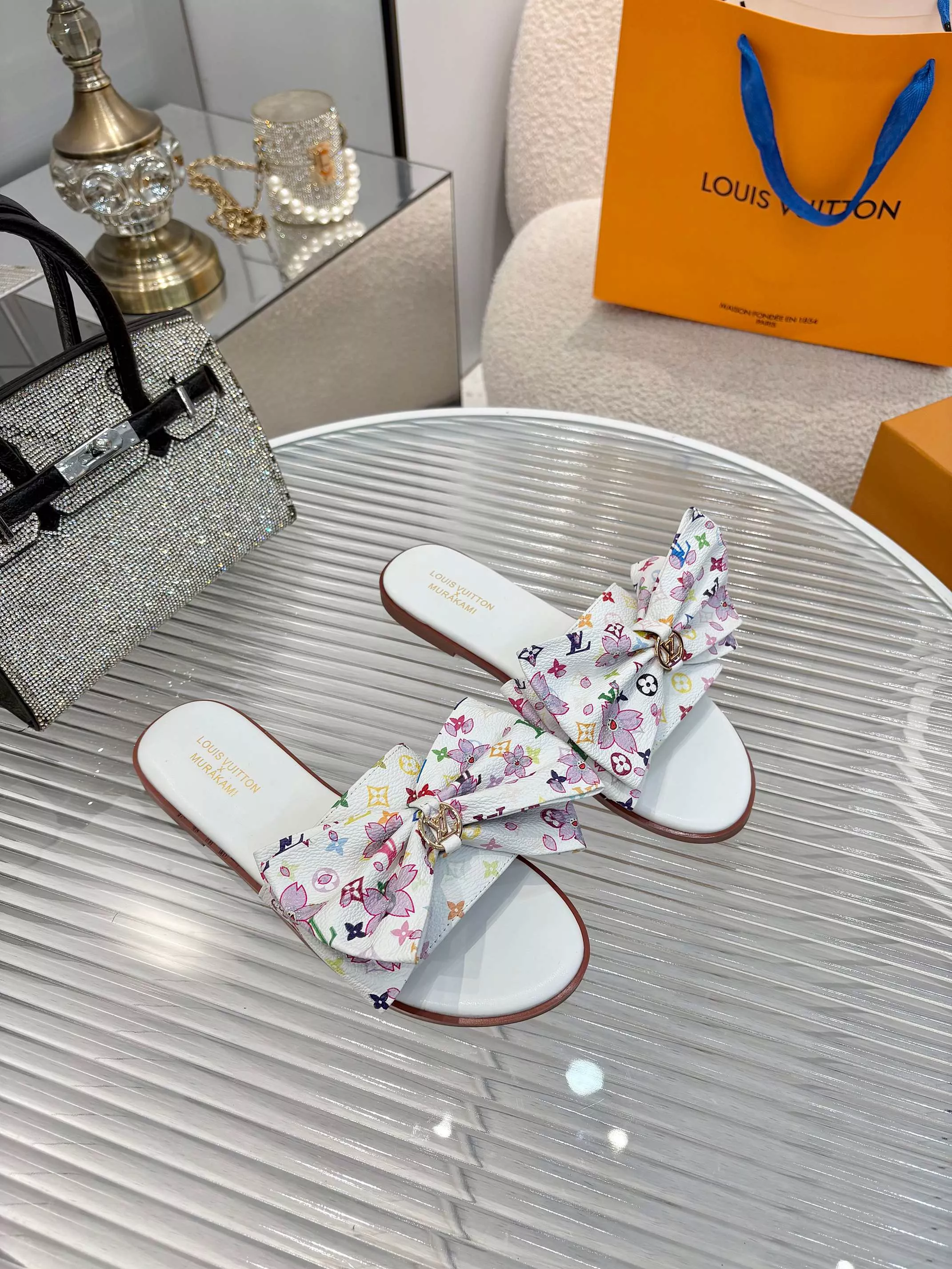 Louis Vuitton Slippers For Women DailyWear 3438