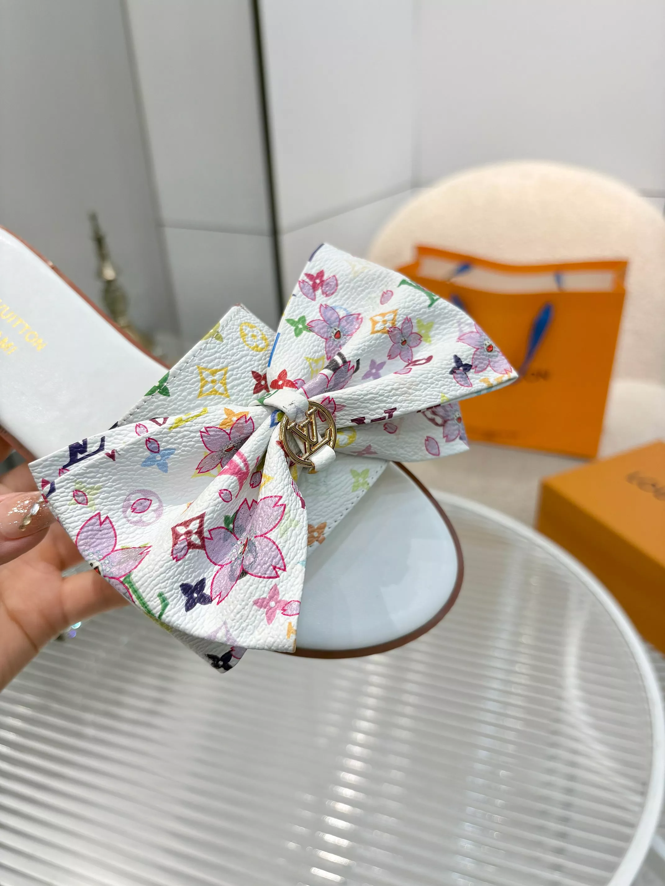 Louis Vuitton Slippers For Women DailyWear 3438