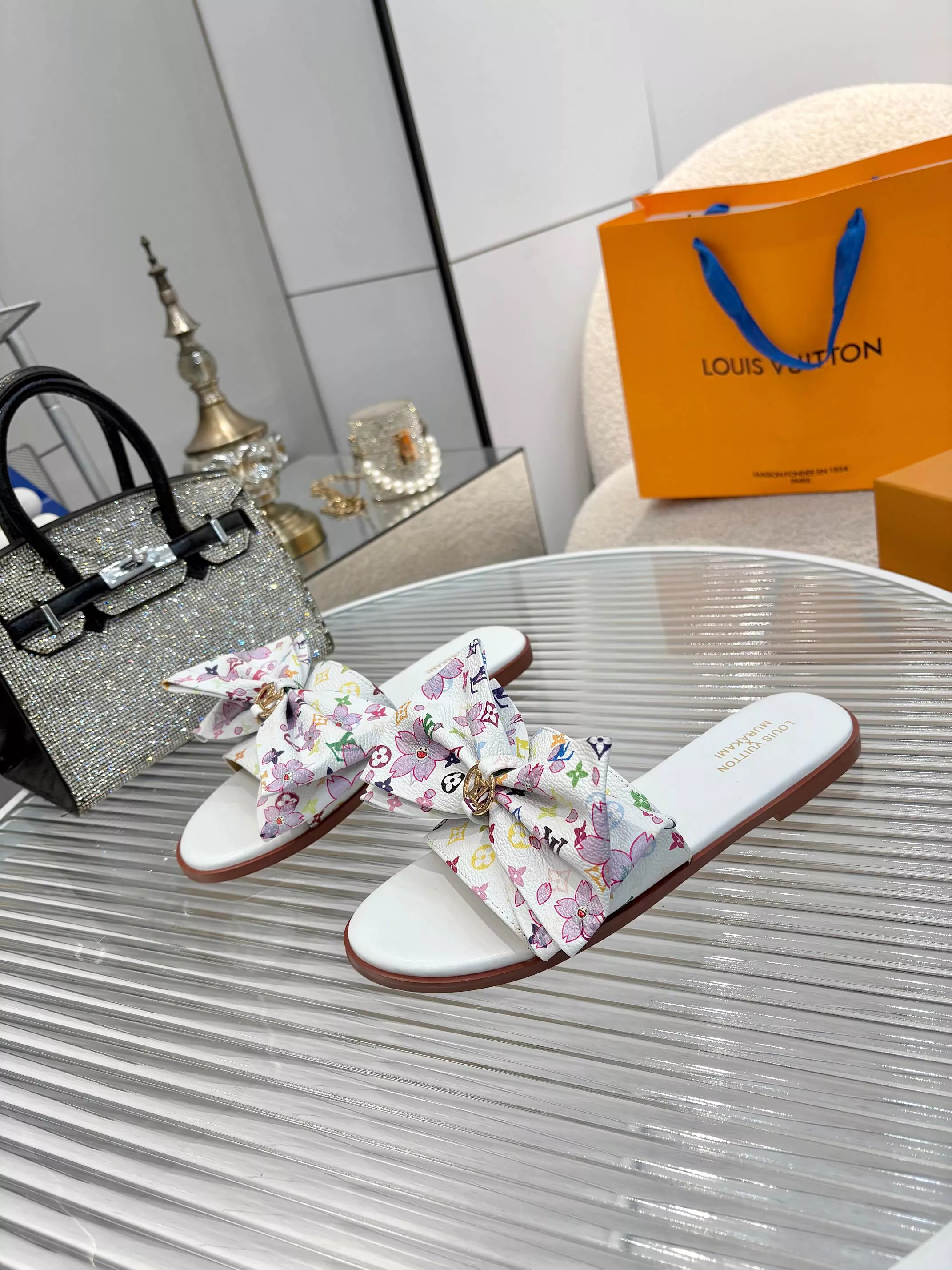 Louis Vuitton Slippers For Women DailyWear 3438