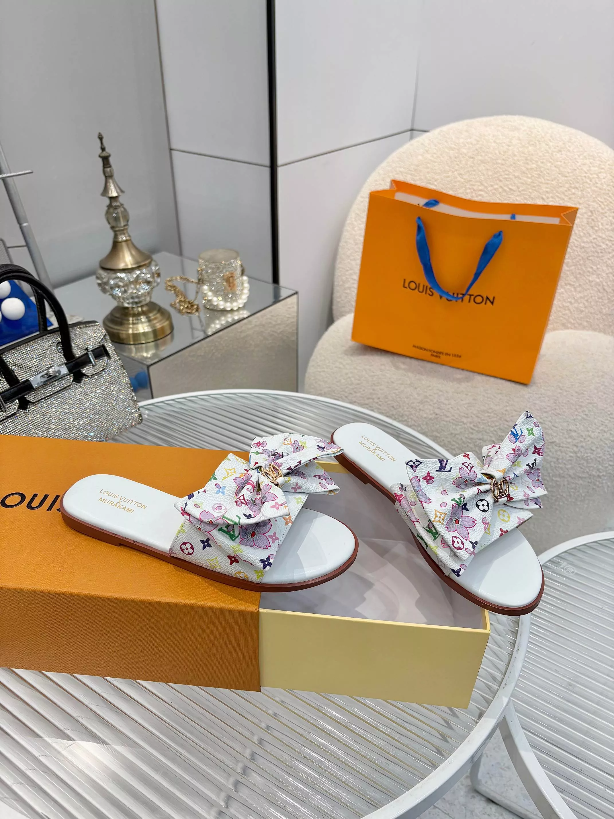 Louis Vuitton Slippers For Women DailyWear 3438
