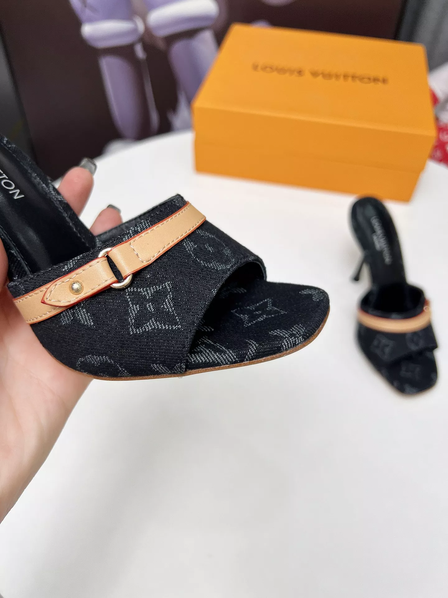 Louis Vuitton Slippers For Women DailyWear 5208