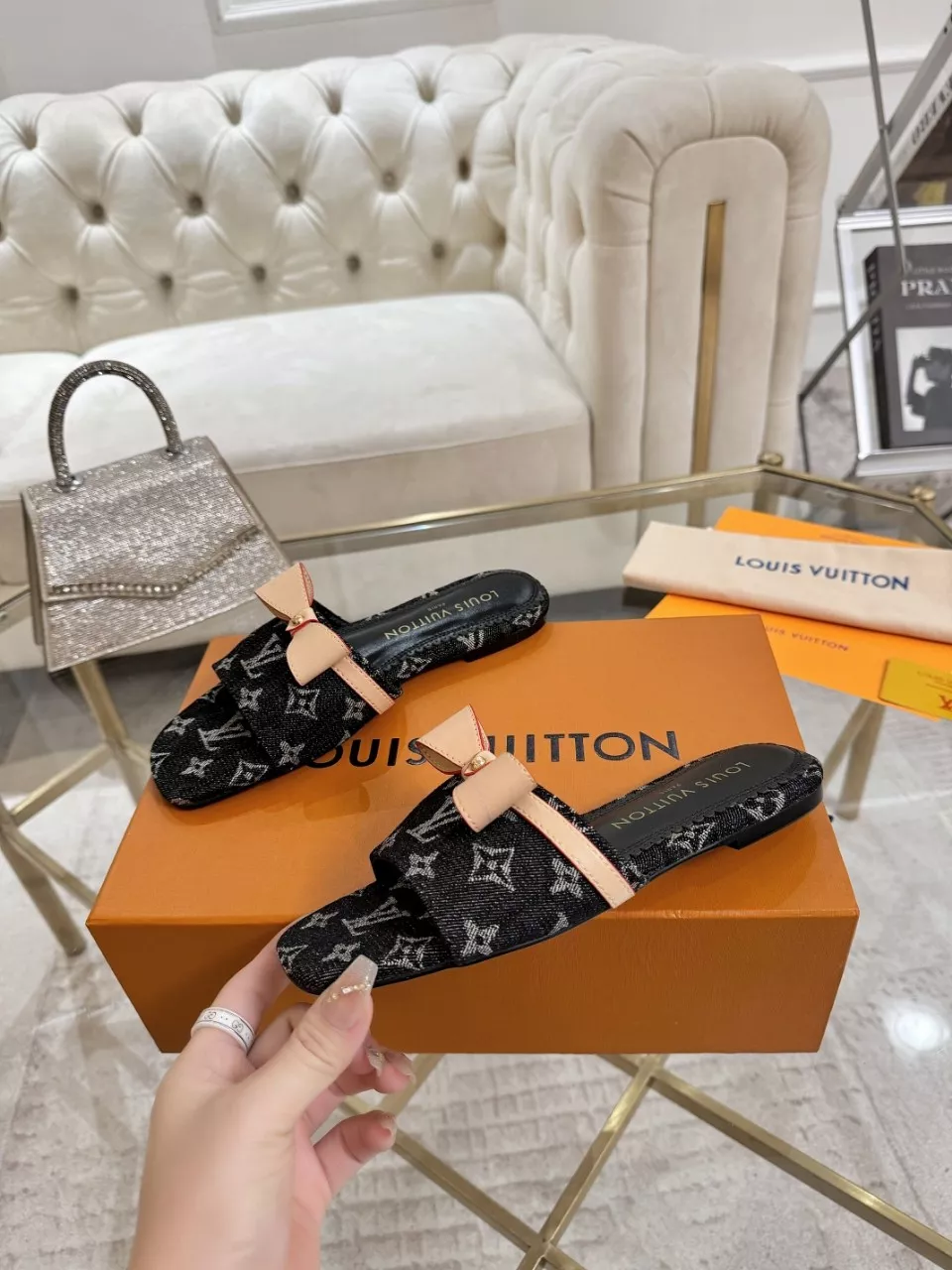 Louis Vuitton Slippers For Women DailyWear 7052