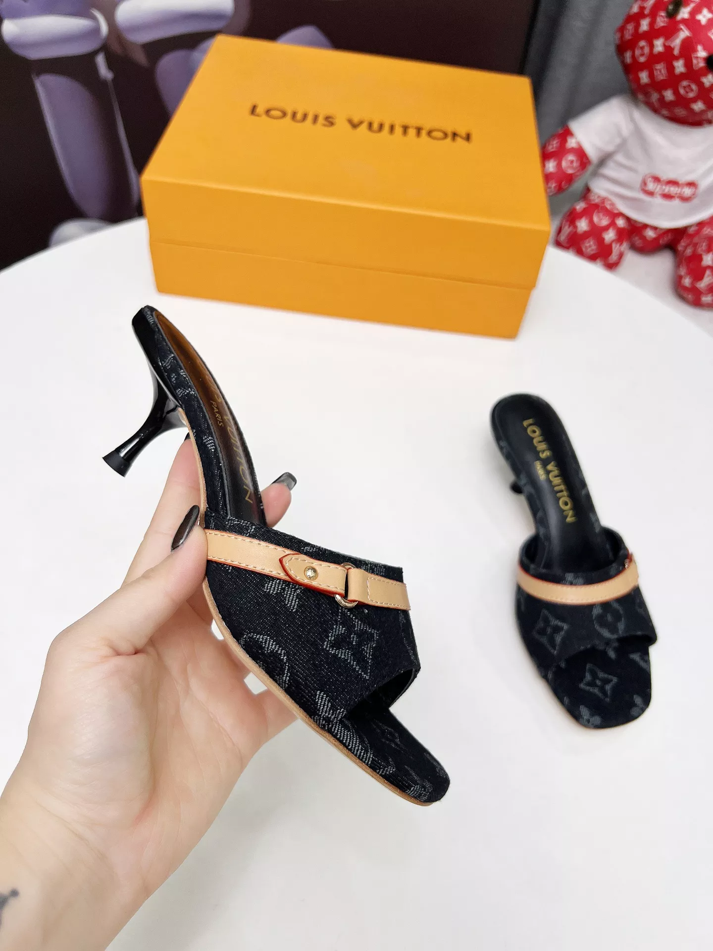 Louis Vuitton Slippers For Women Durable 8759