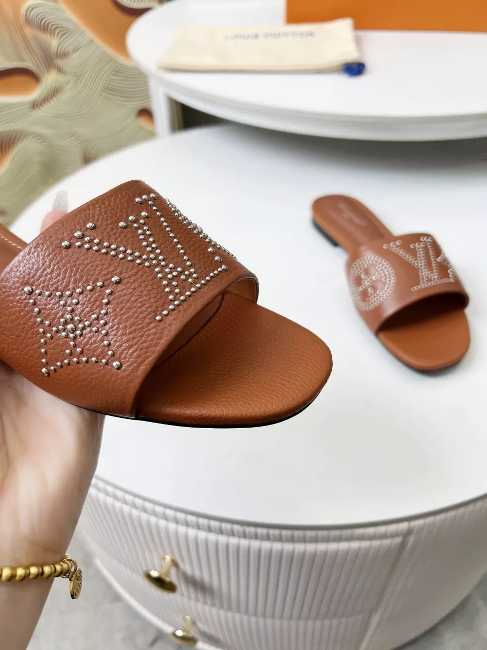 Louis Vuitton Slippers For Women Elegant 6127