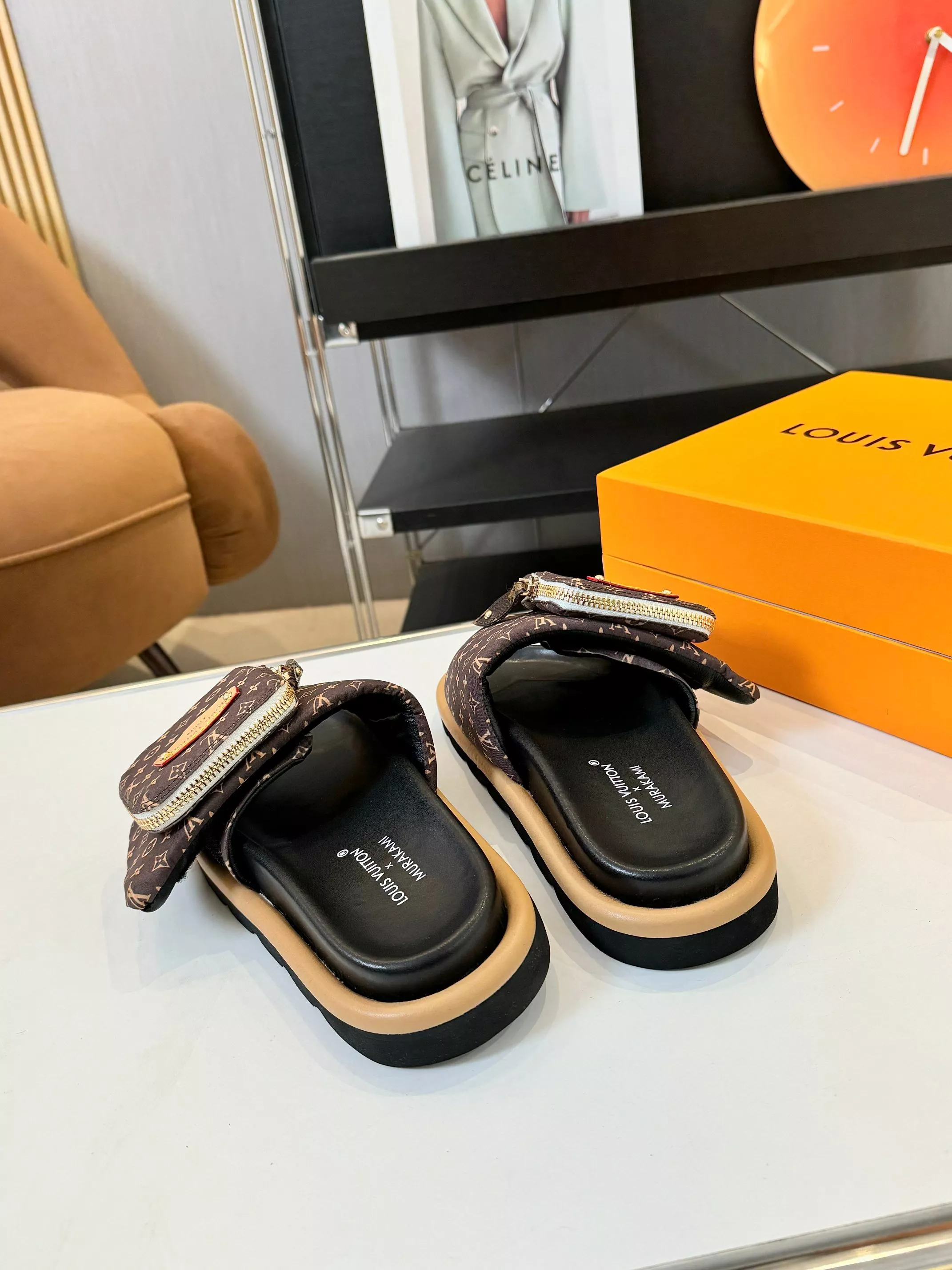 Louis Vuitton Slippers For Women Fashionable 2531