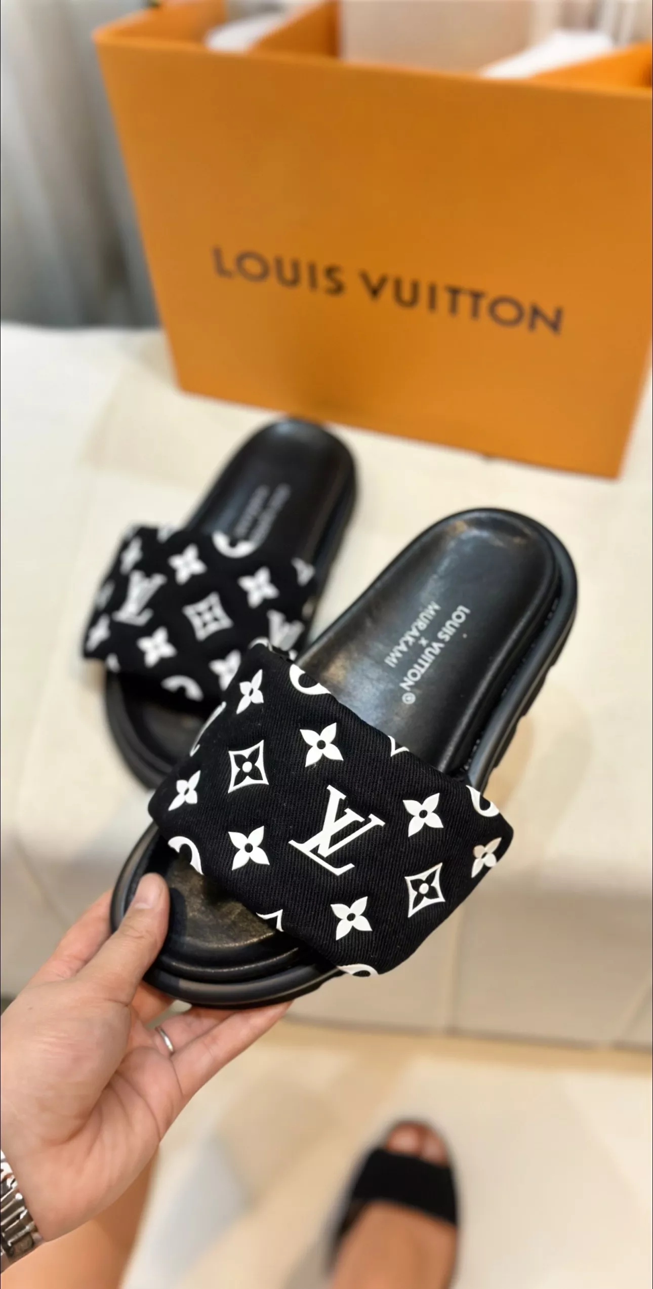 Louis Vuitton Slippers For Women Flexible 1594