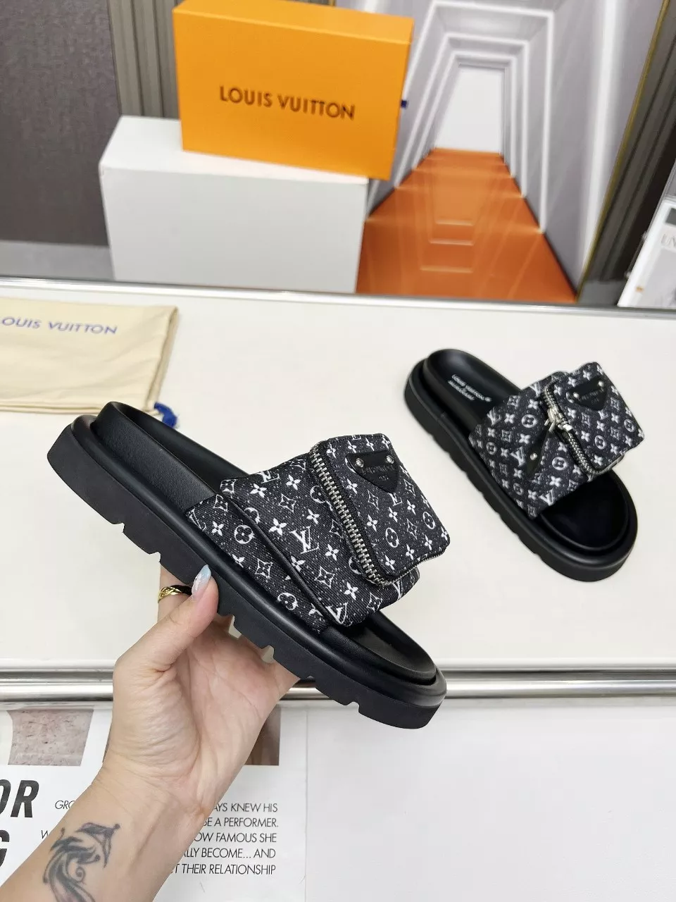 Louis Vuitton Slippers For Women Flexible 4830