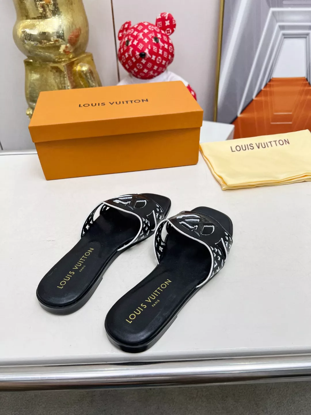 Louis Vuitton Slippers For Women GoAnywhere 3665