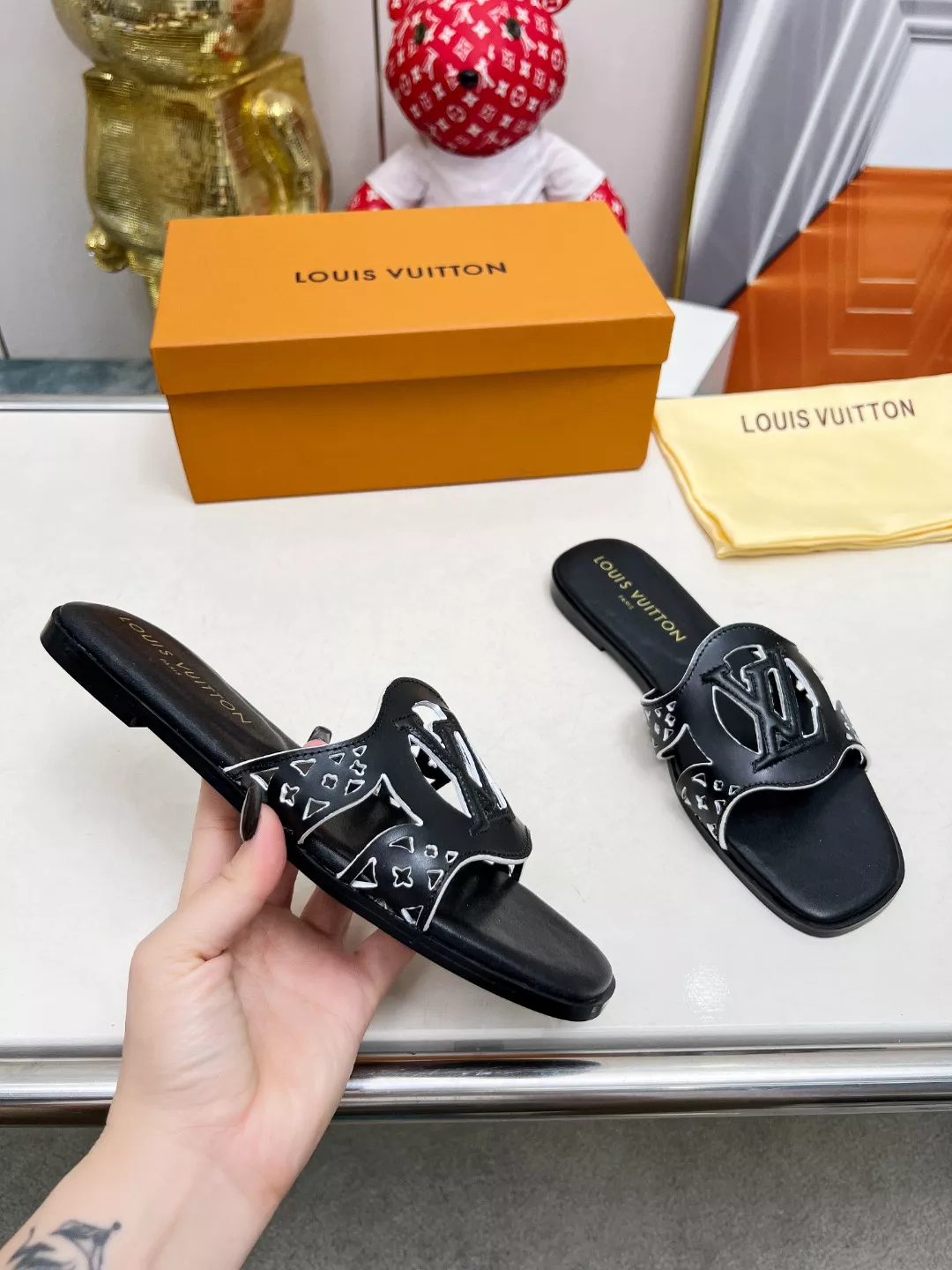 Louis Vuitton Slippers For Women GoAnywhere 3665