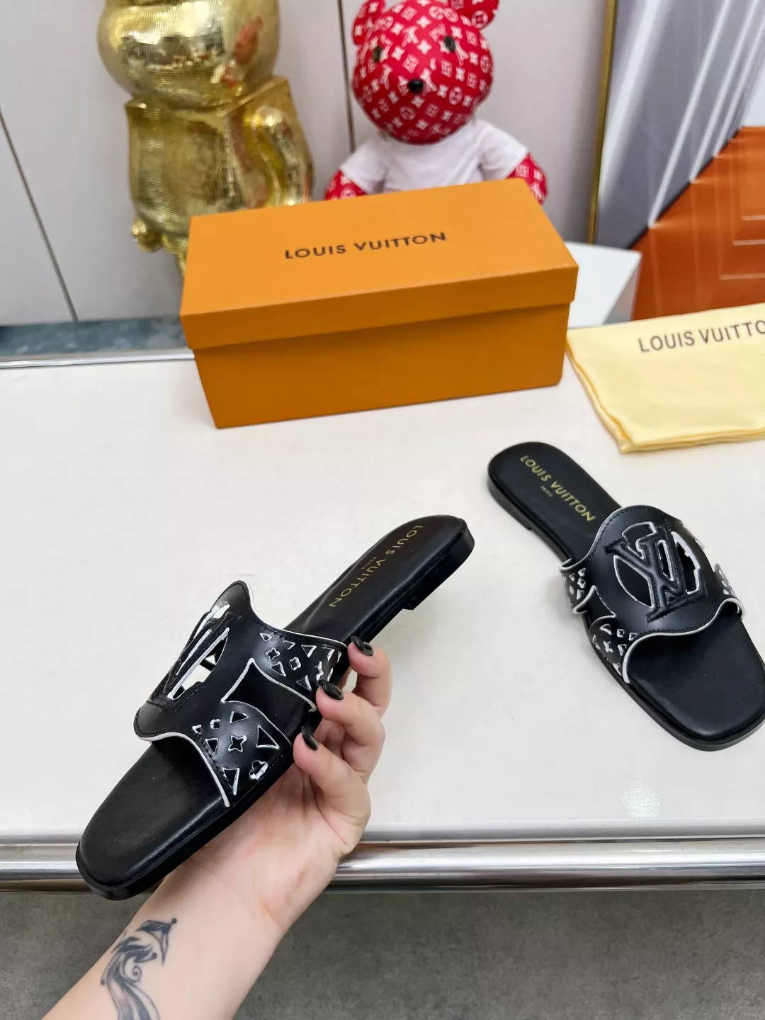 Louis Vuitton Slippers For Women GoAnywhere 3665