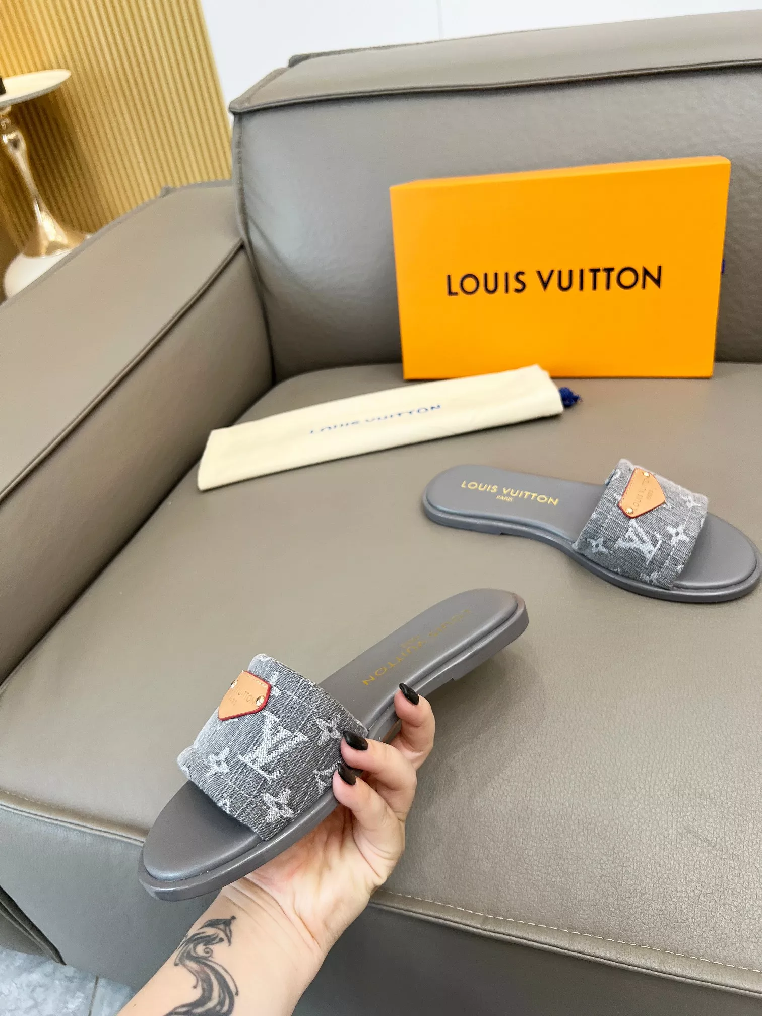 Louis Vuitton Slippers For Women GoAnywhere 640
