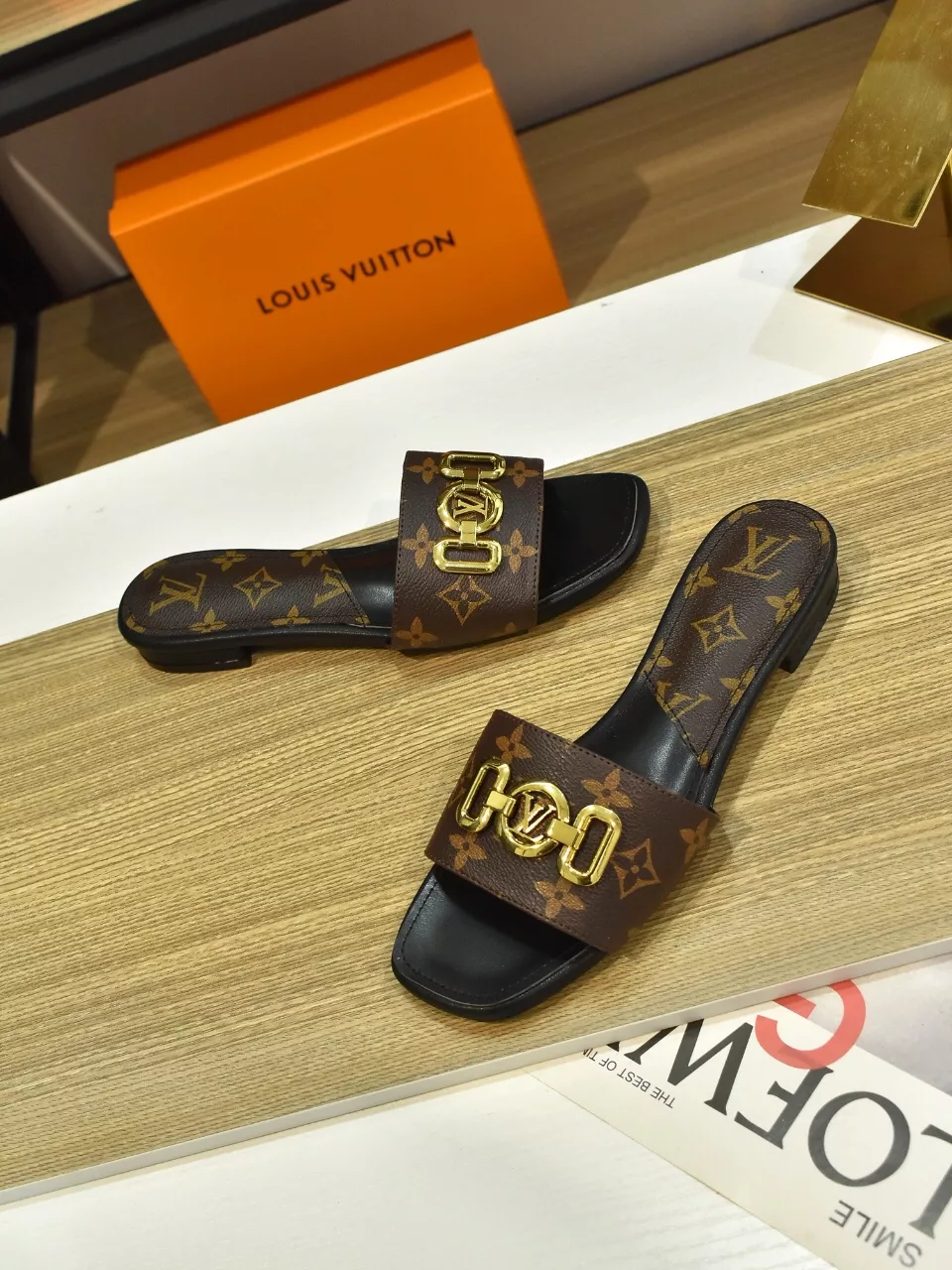 Louis Vuitton Slippers For Women GoodFit 7540