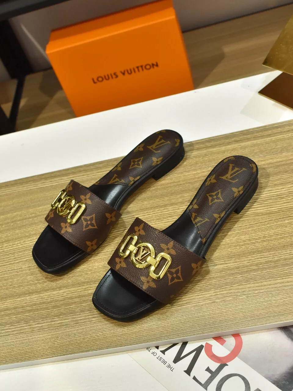 Louis Vuitton Slippers For Women GoodFit 7540