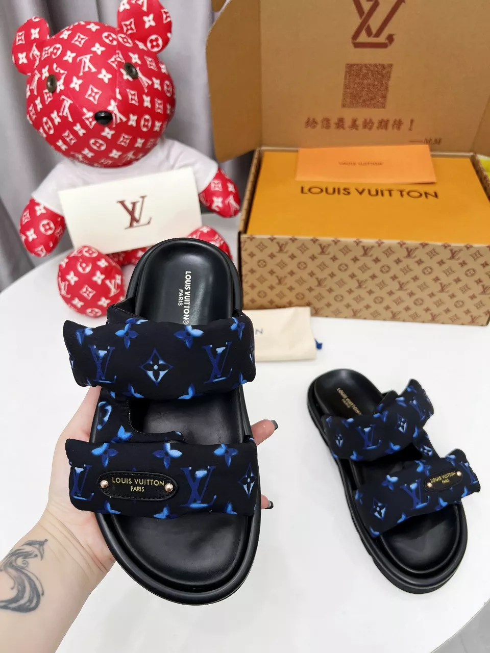 Louis Vuitton Slippers For Women Minimalist 3840