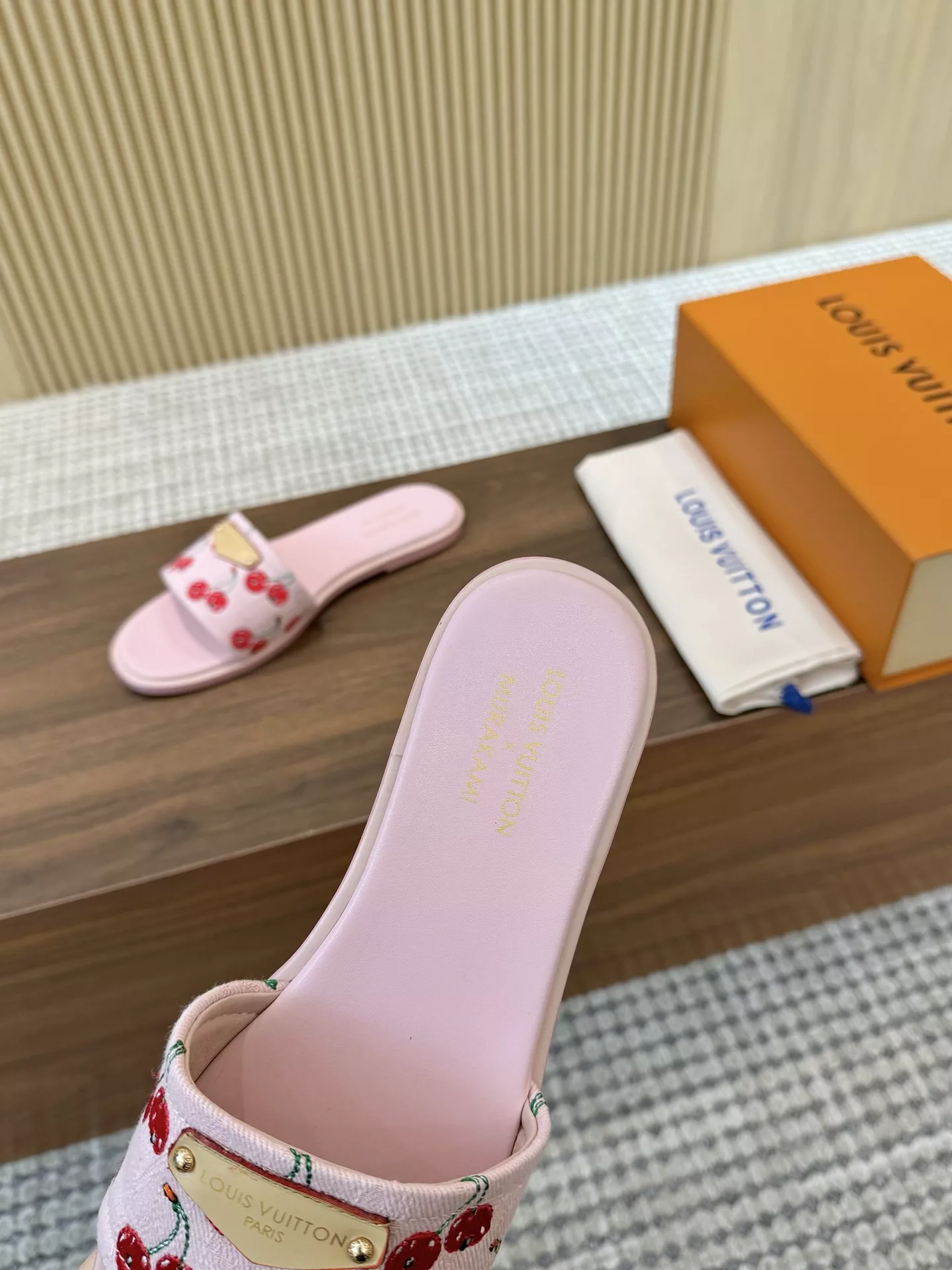 Louis Vuitton Slippers For Women NewStyle 956