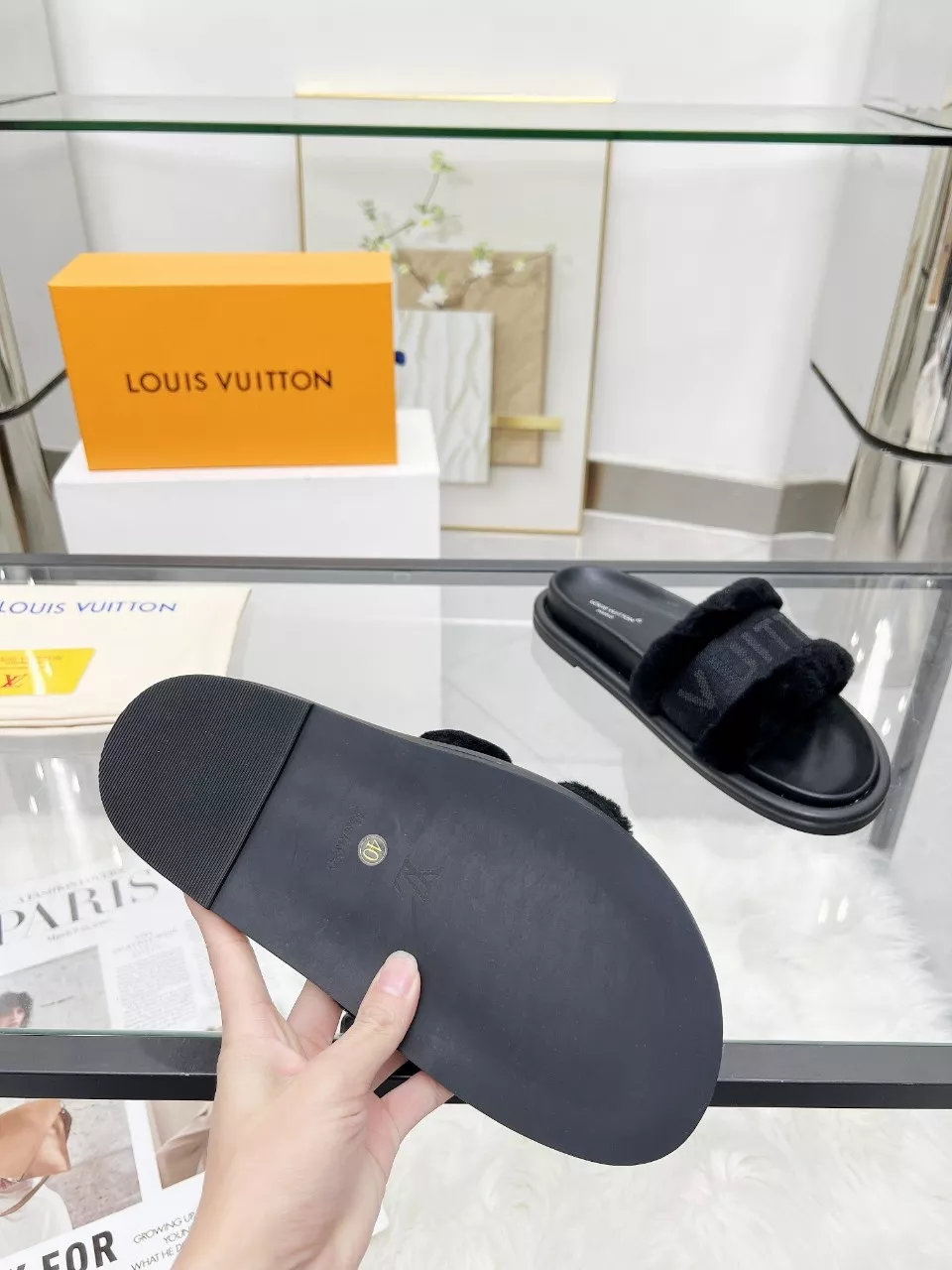 Louis Vuitton Slippers For Women Refined 2744