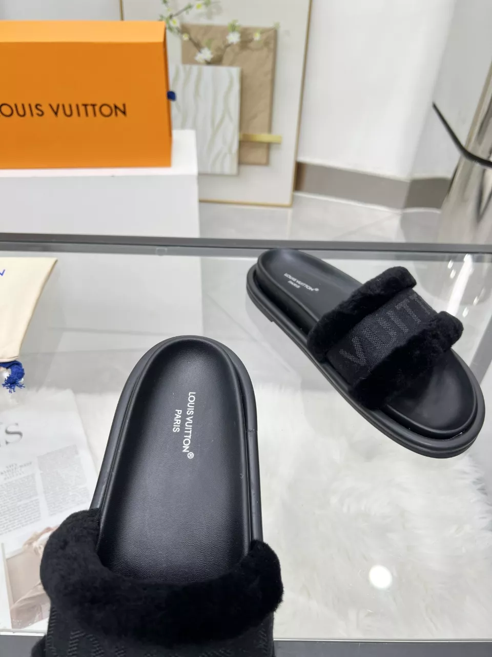 Louis Vuitton Slippers For Women Refined 2744