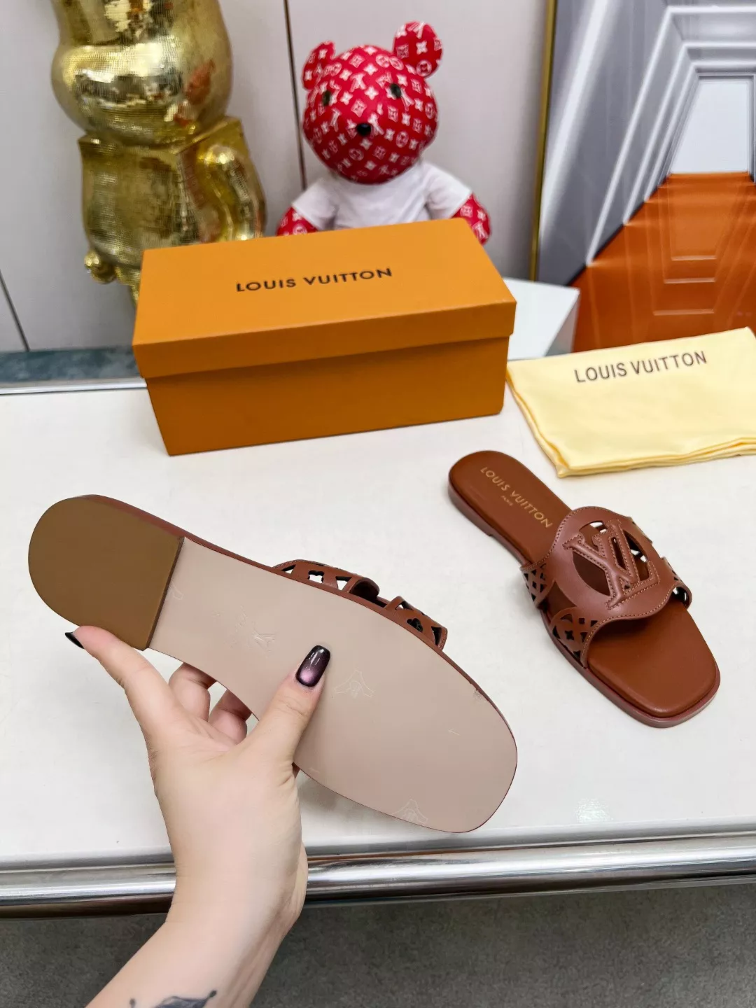 Louis Vuitton Slippers For Women Resilient 6433