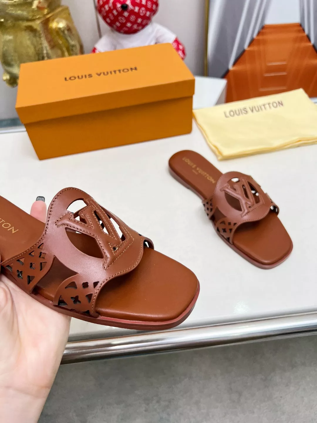 Louis Vuitton Slippers For Women Resilient 6433