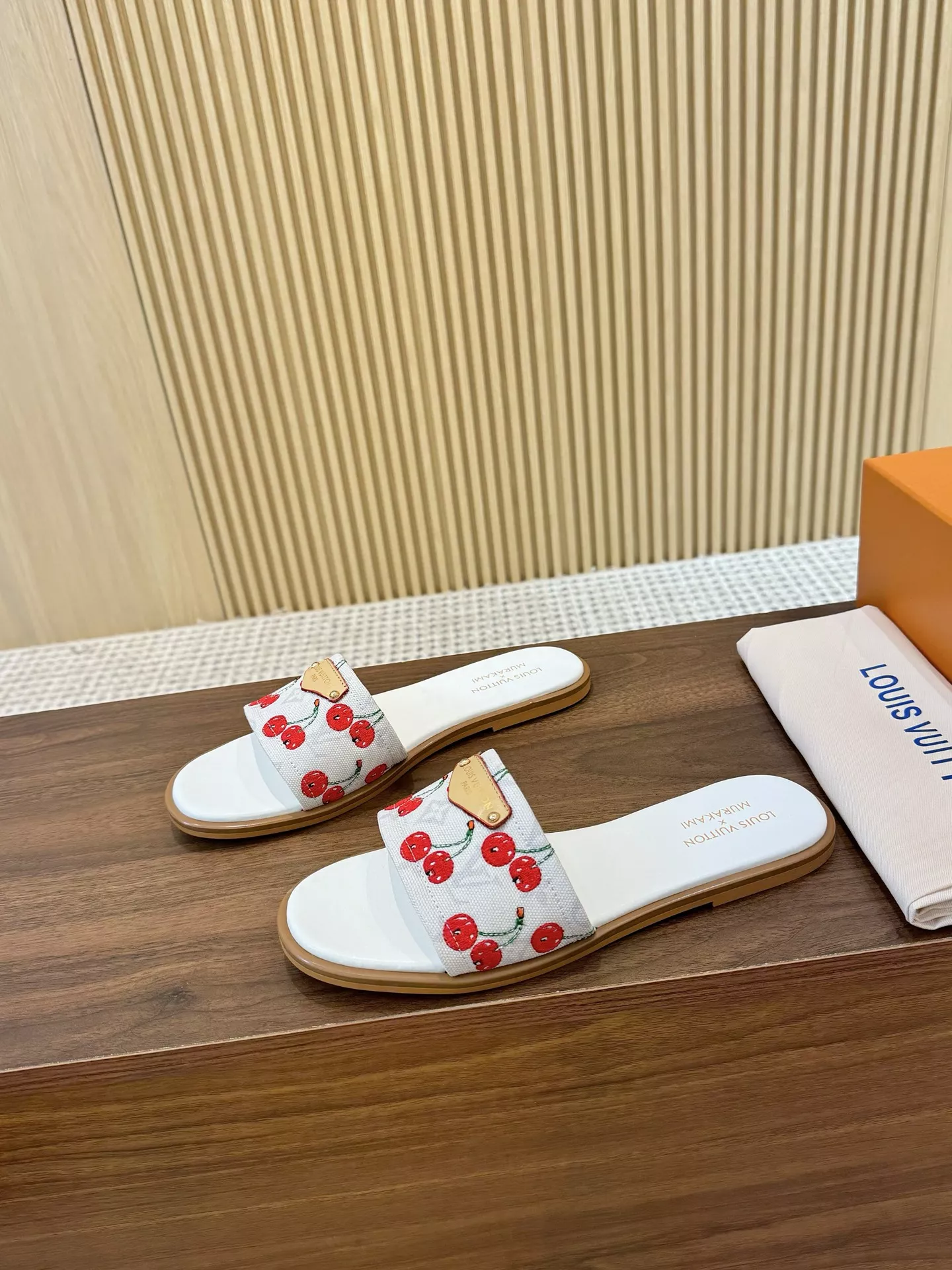 Louis Vuitton Slippers For Women SmartChoice 9247