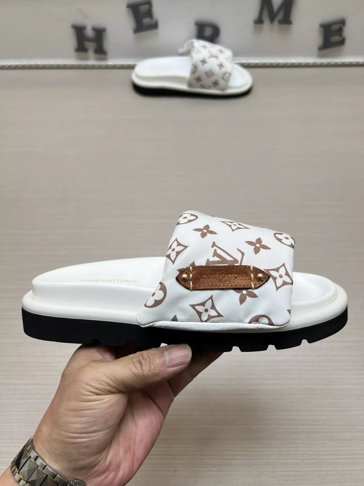 Louis Vuitton Slippers For Women Soft 5534