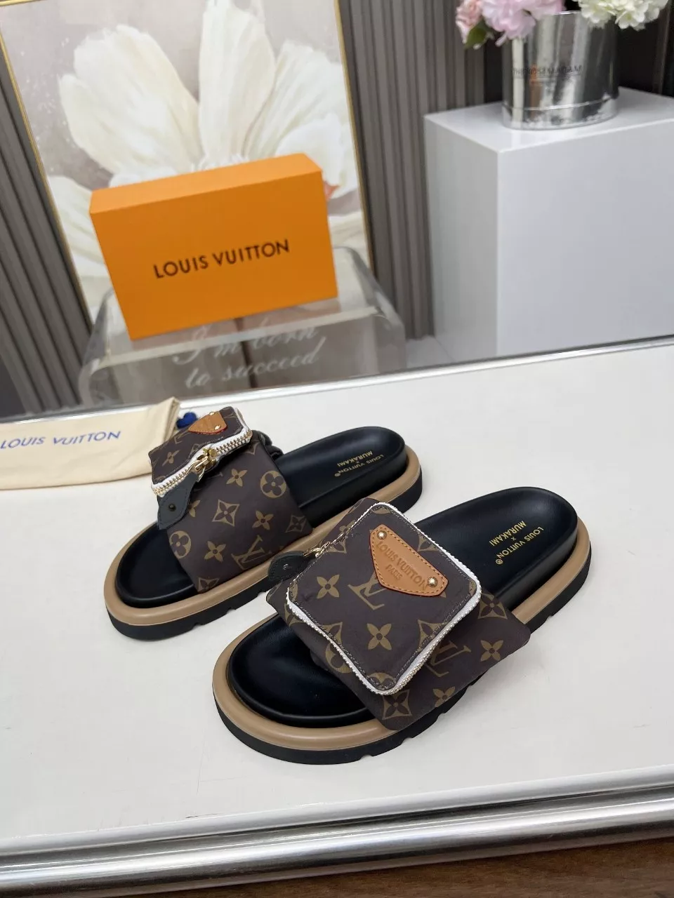 Louis Vuitton Slippers For Women Soft 5734