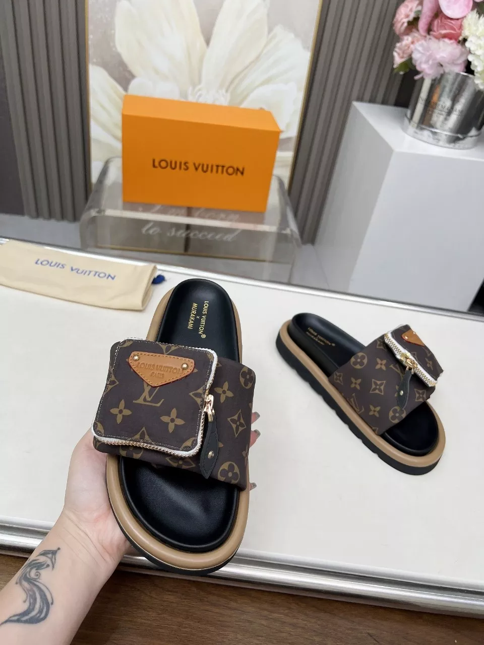 Louis Vuitton Slippers For Women Soft 5734