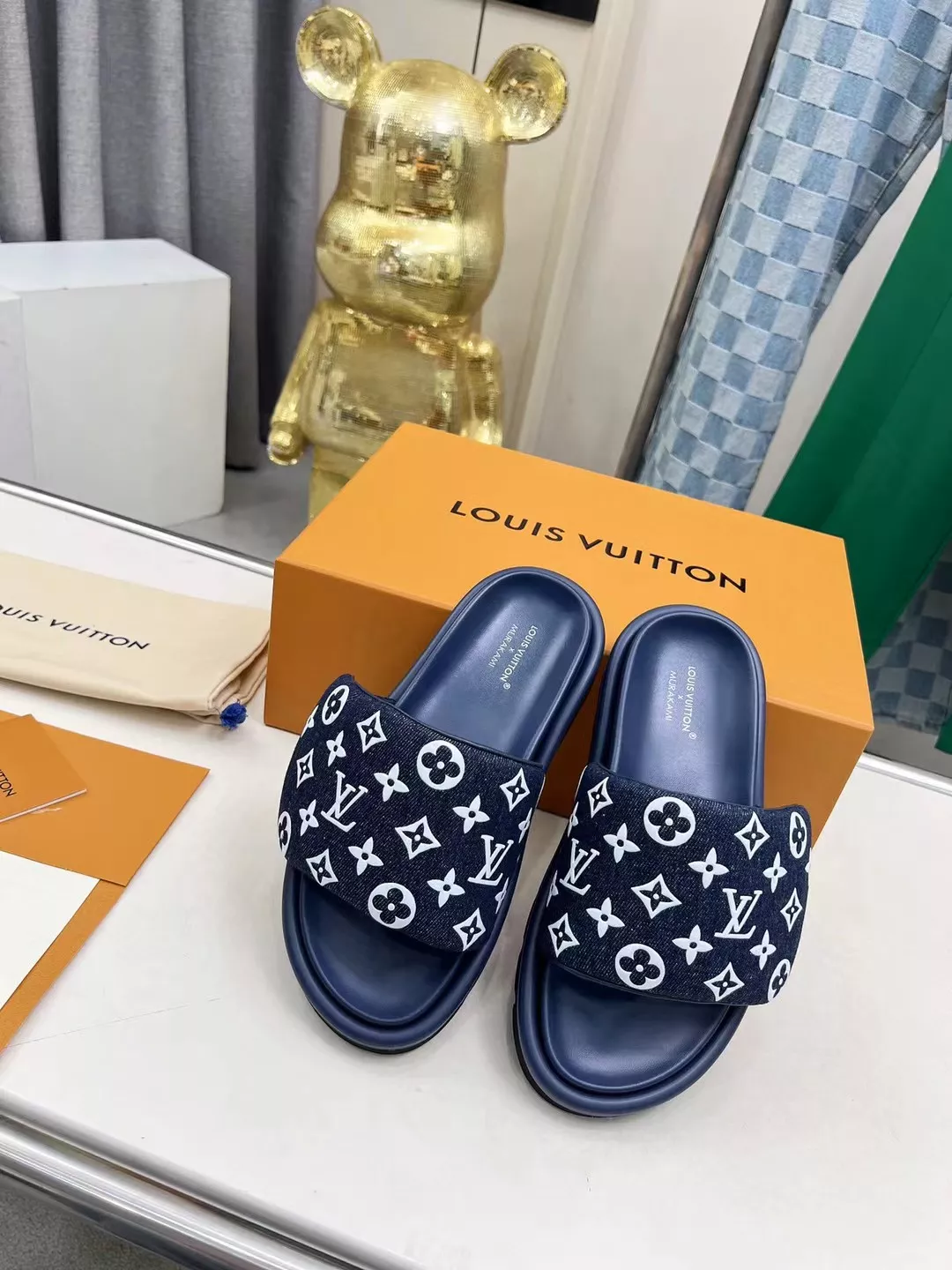Louis Vuitton Slippers For Women Sophisticated 2335