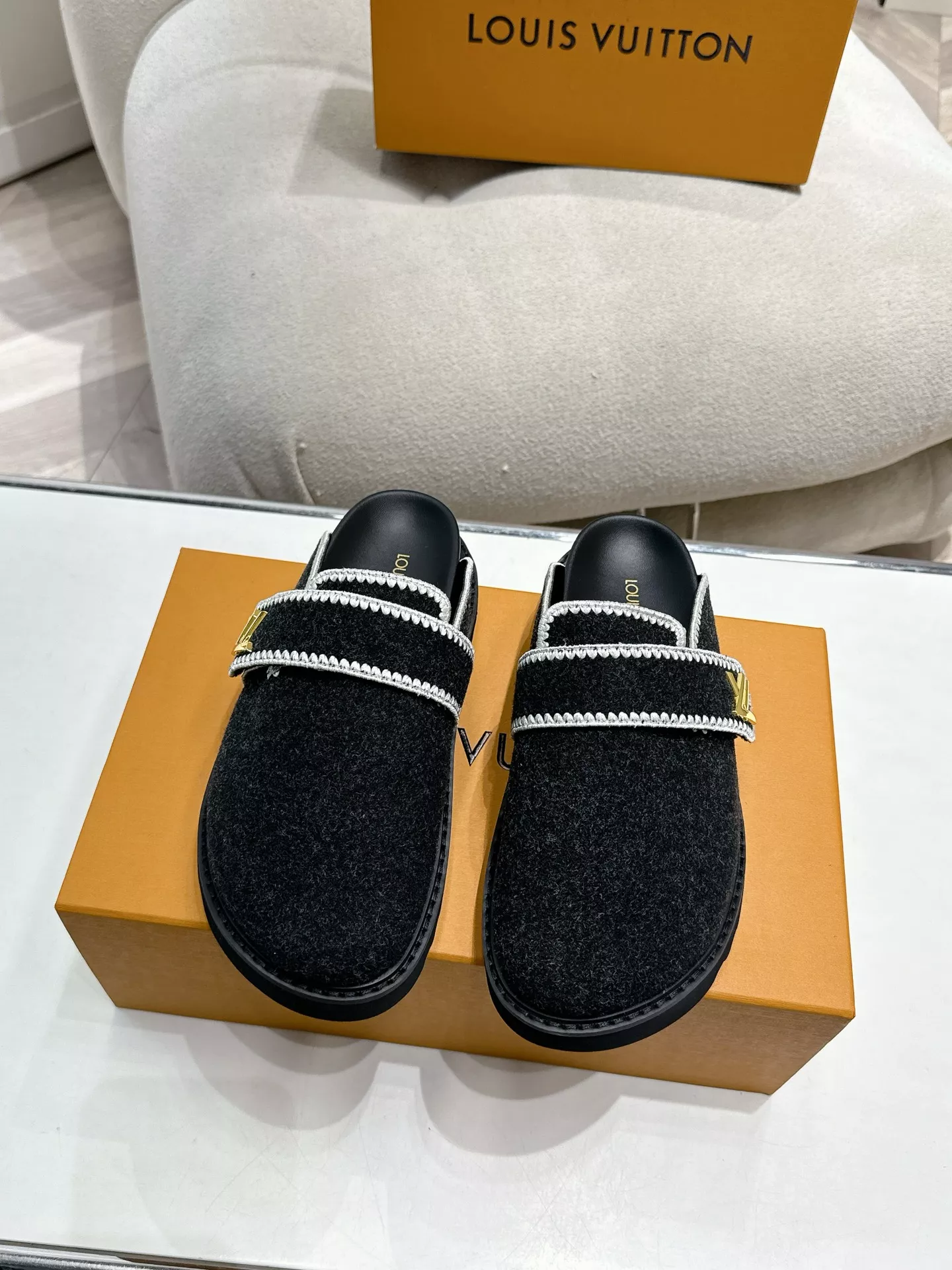 Louis Vuitton Slippers For Women SportInspired 7731