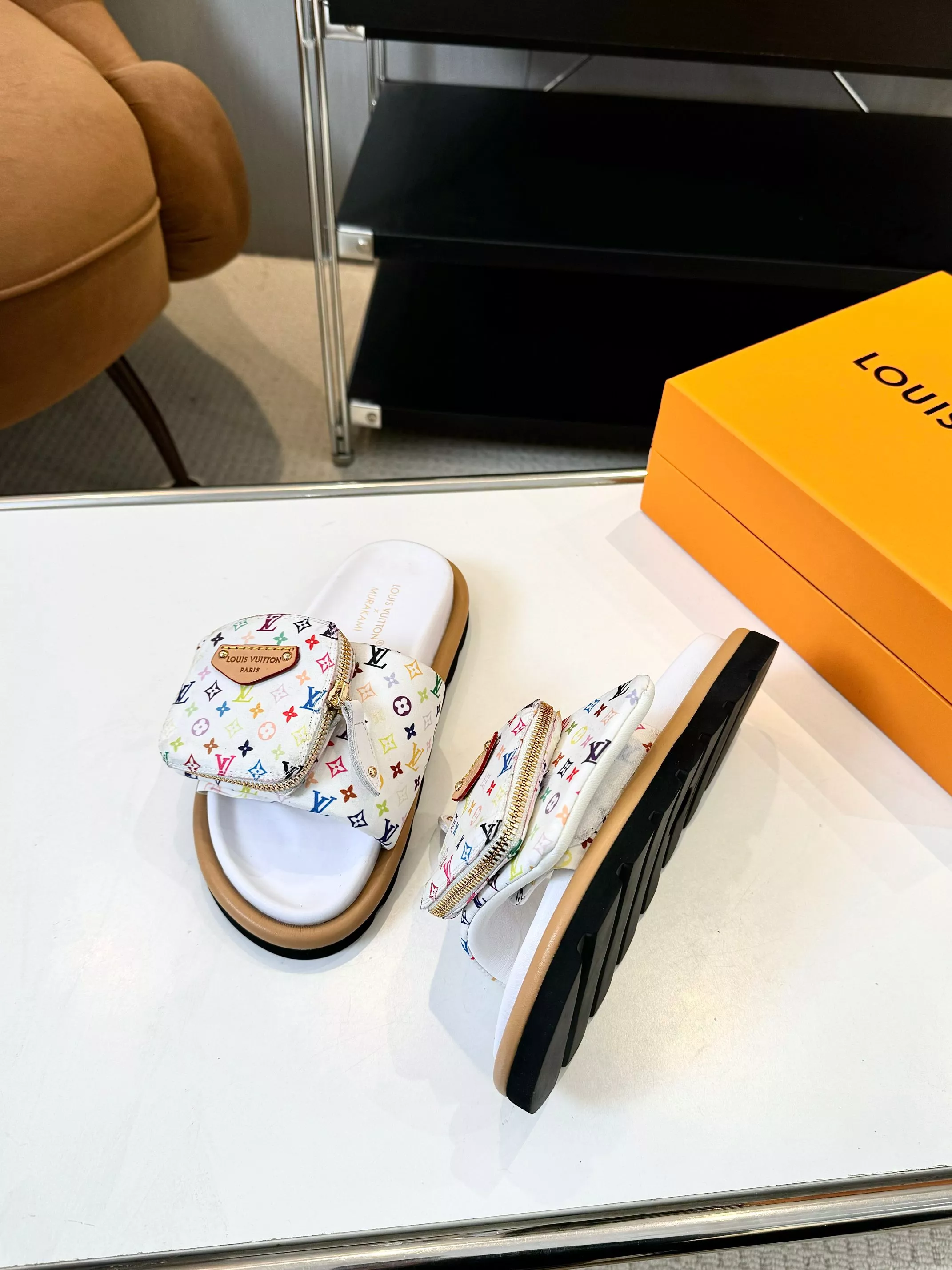 Louis Vuitton Slippers For Women StreetReady 9767