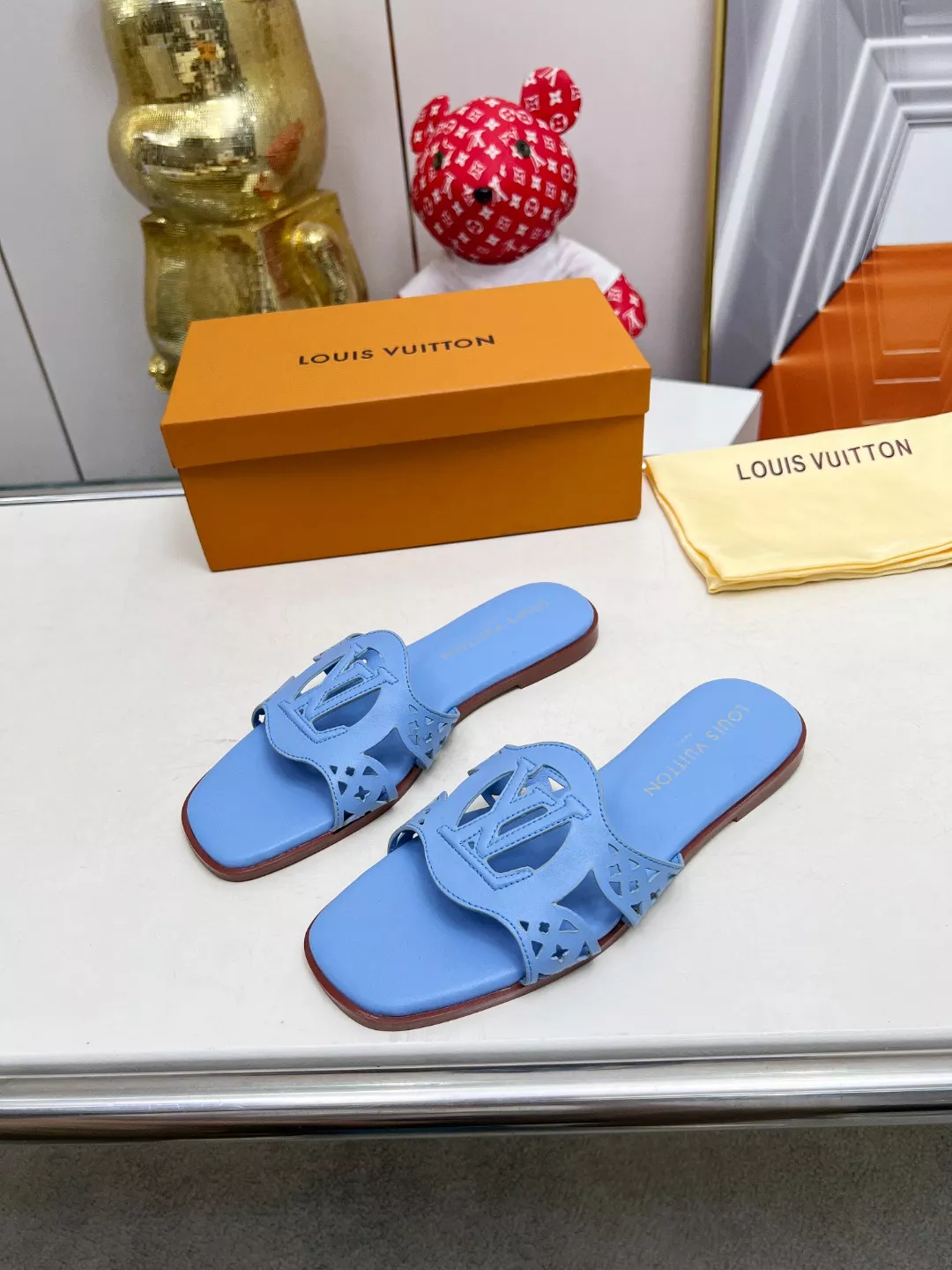 Louis Vuitton Slippers For Women Stylish 6143